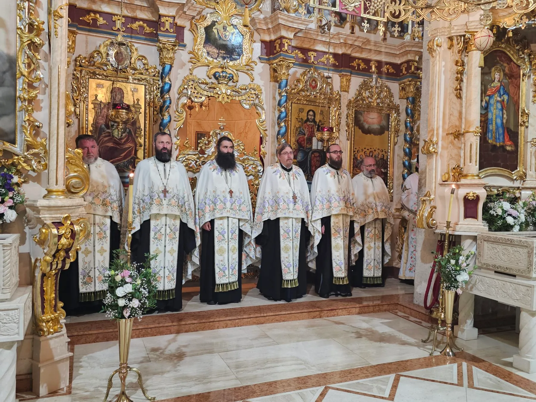 Свечаности у фрушкогорском манастиру Јазак