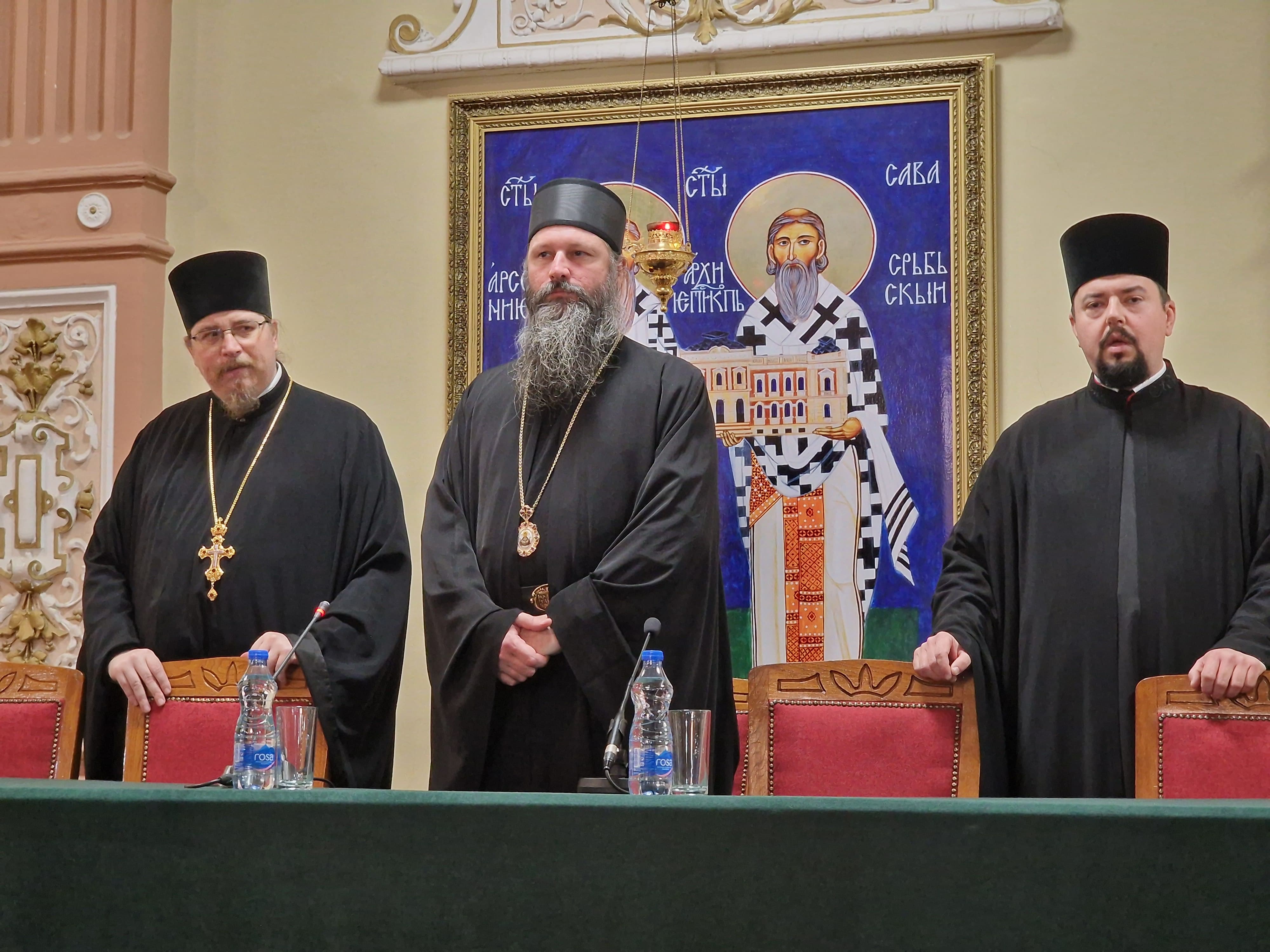 Предавање владике Илариона у Богословији