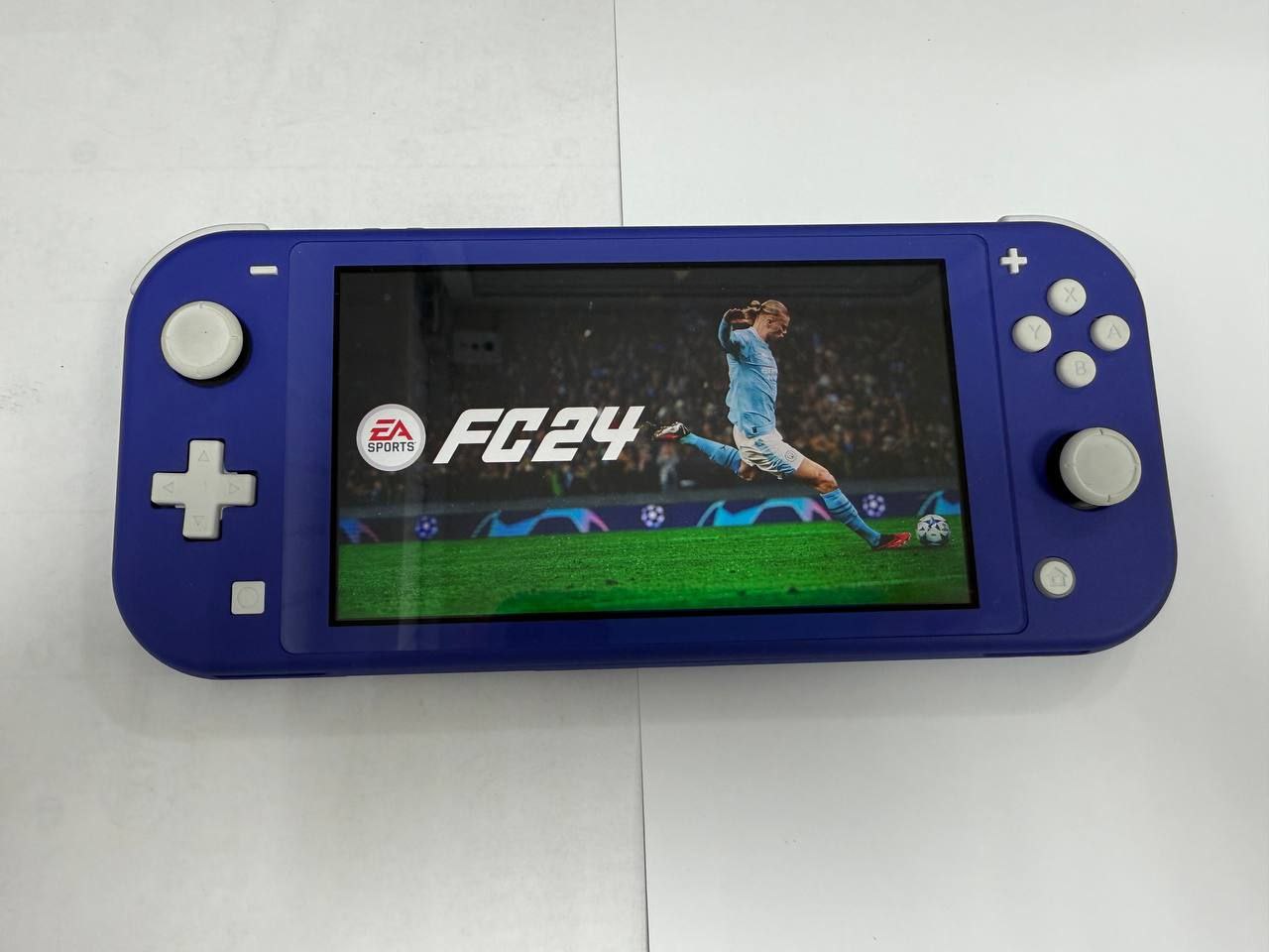 Ігрова консоль Nintendo Switch HDH-001 4/32gb