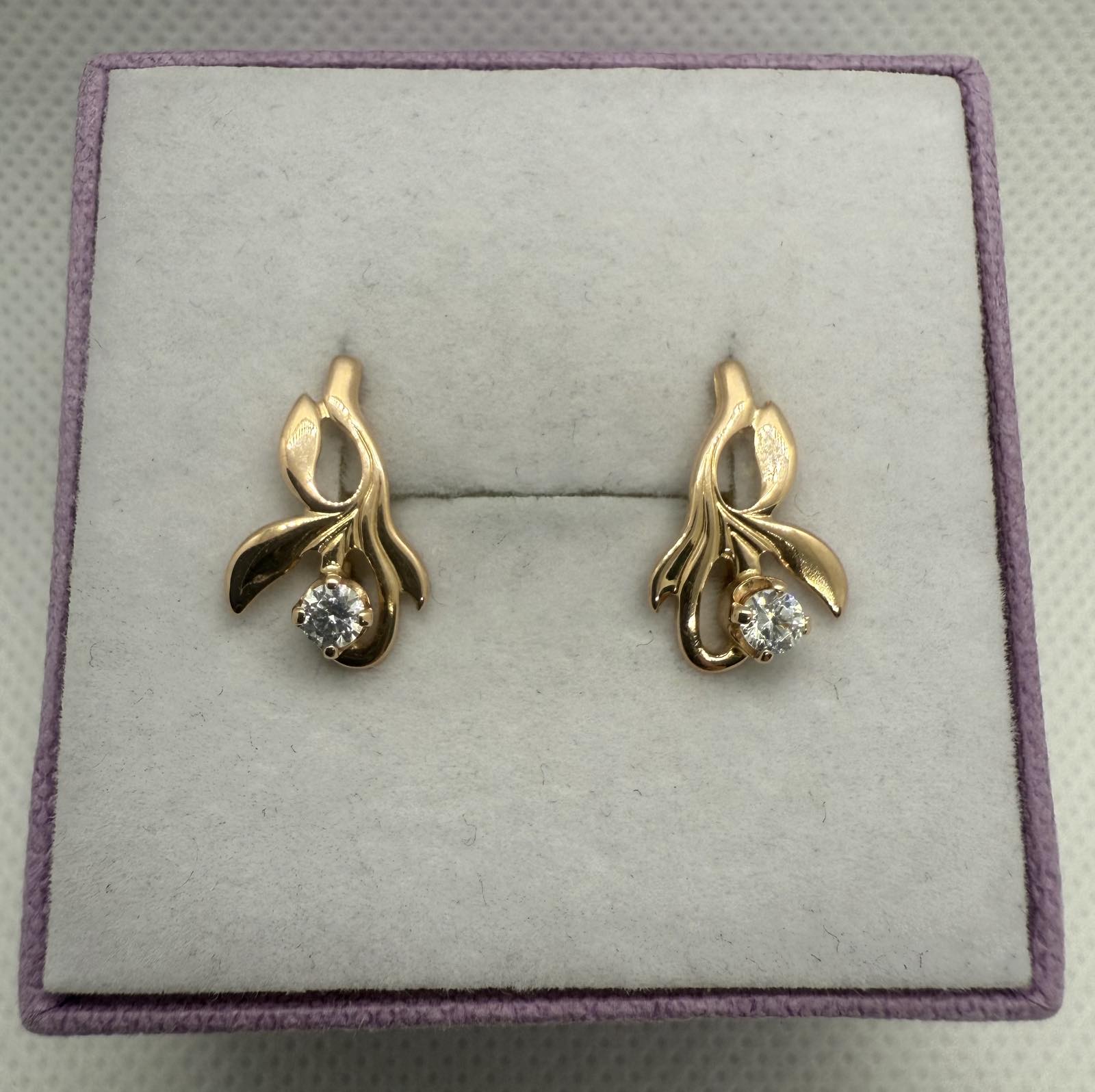 Золоті сережки 585 проба