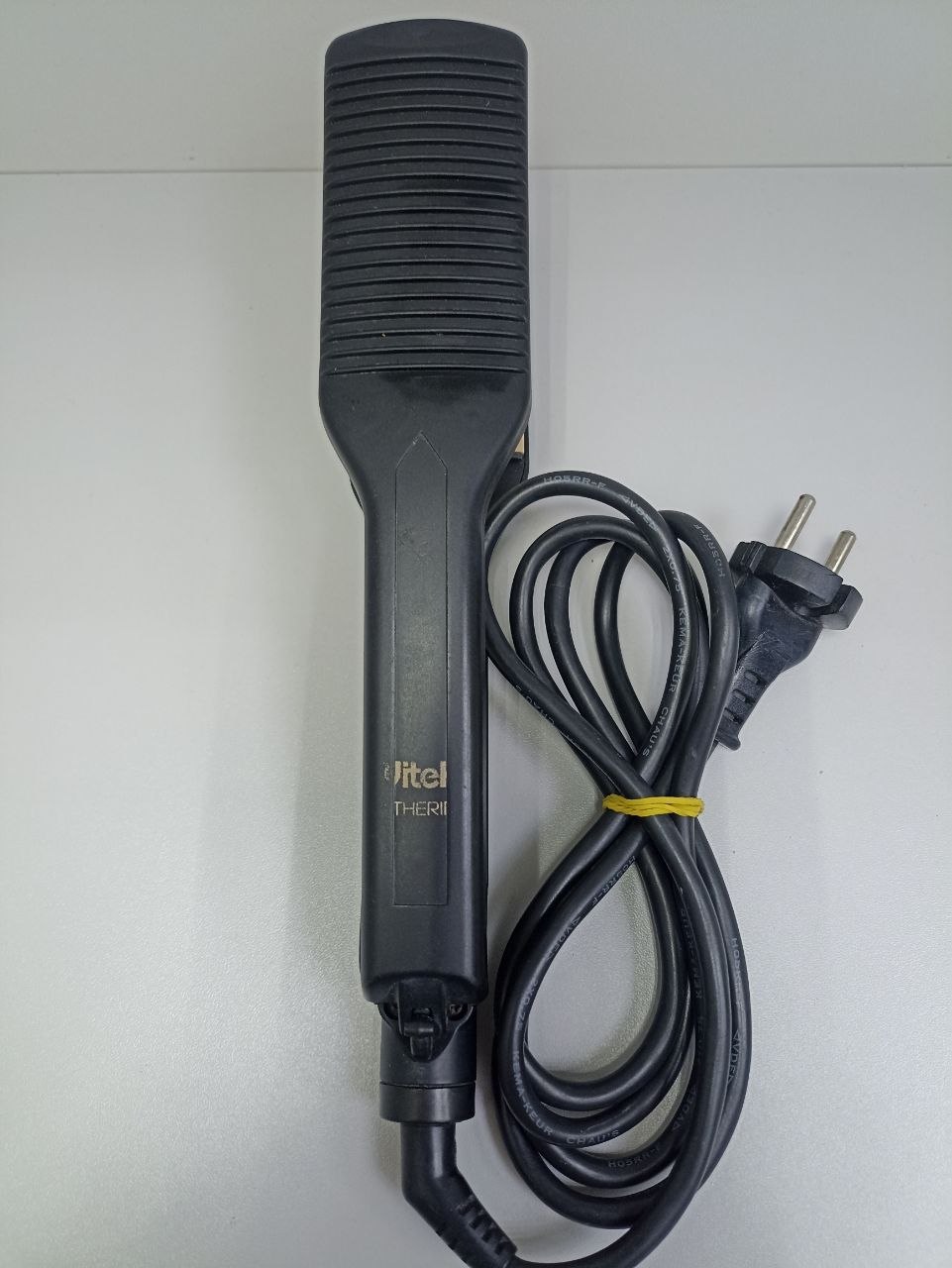 Вирівнювач волосся  VITEK VT2247