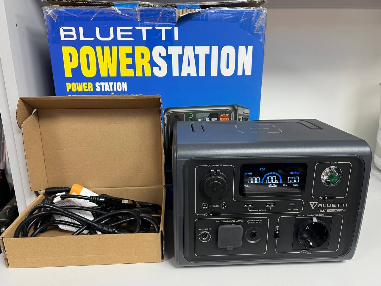Зарядна станція Bluetti EB3A