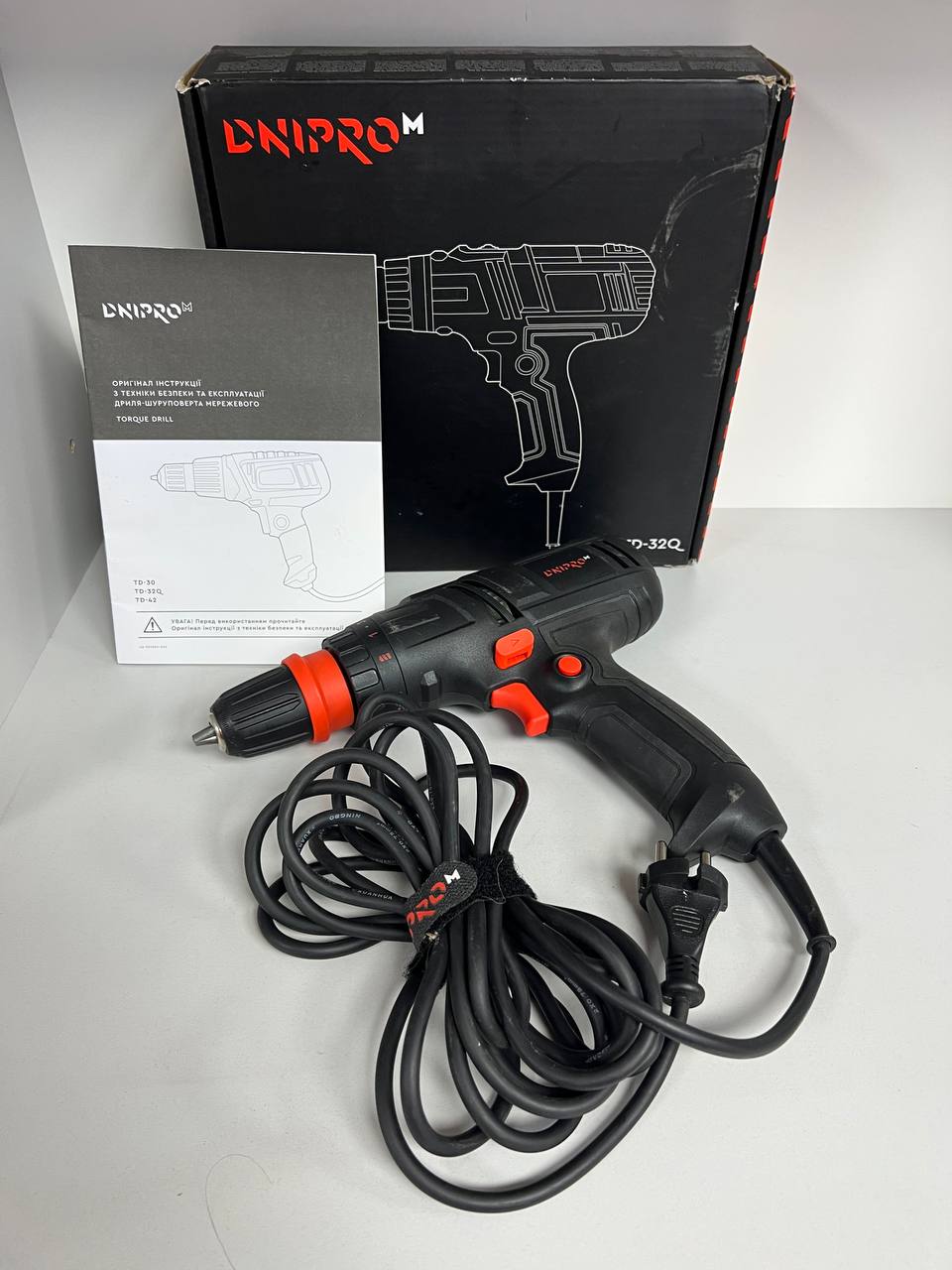 Шуруповерт Dnipro-m TD-32Q