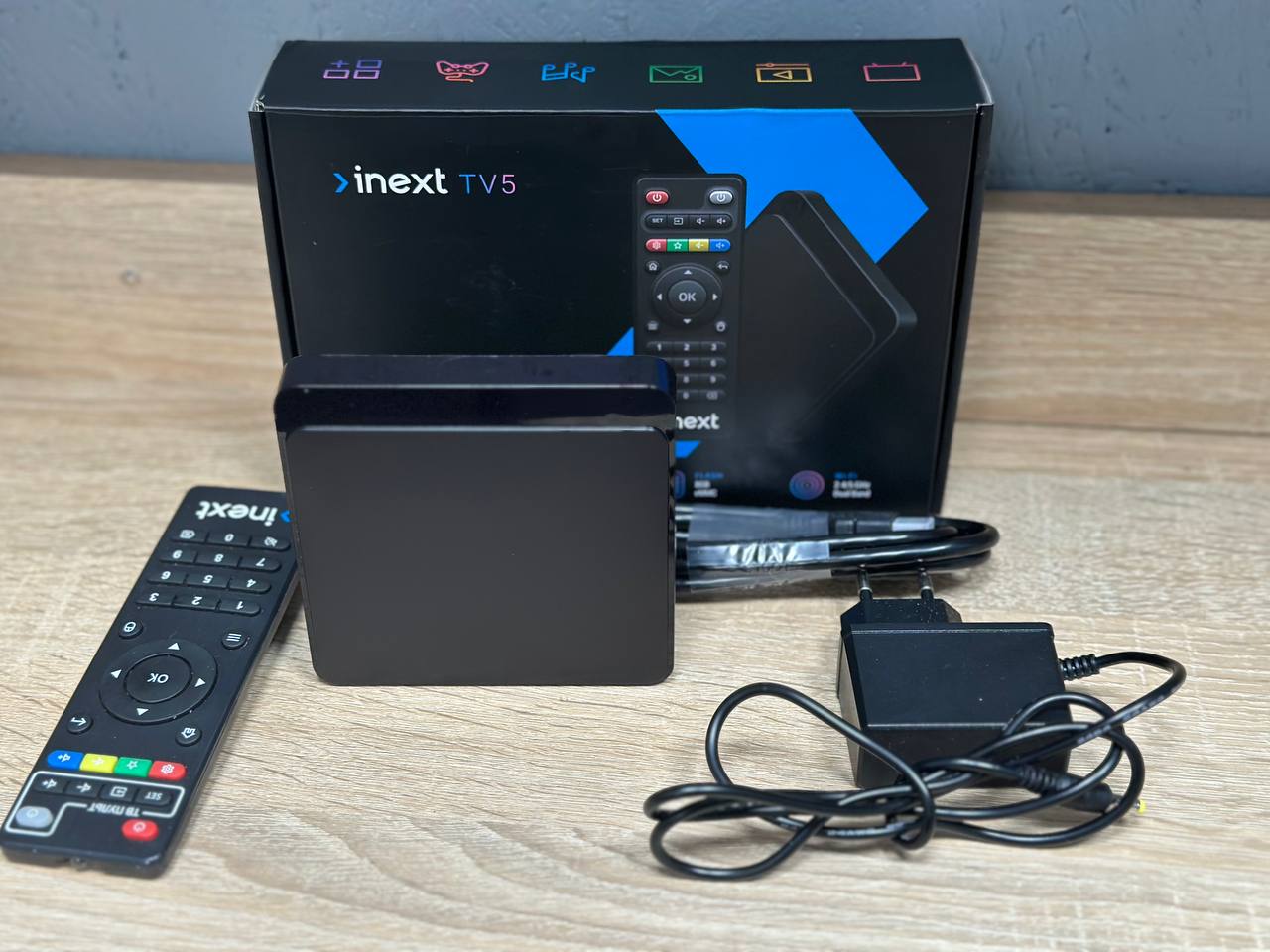 Стаціонарний медіаплеєр INEXT TV5 ULTRA 