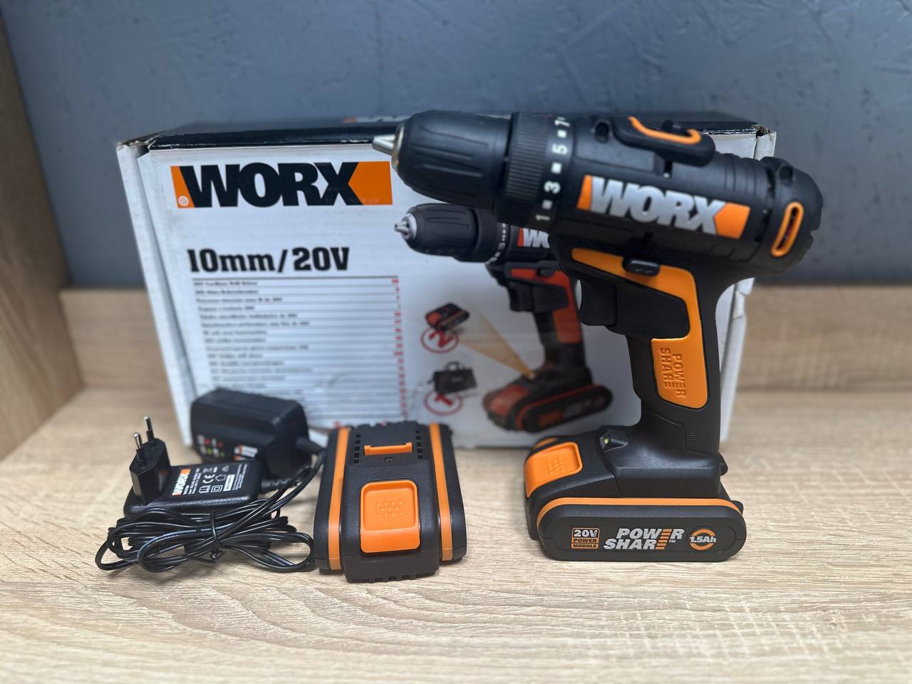 Акумуляторний шурупокрут Worx WX101