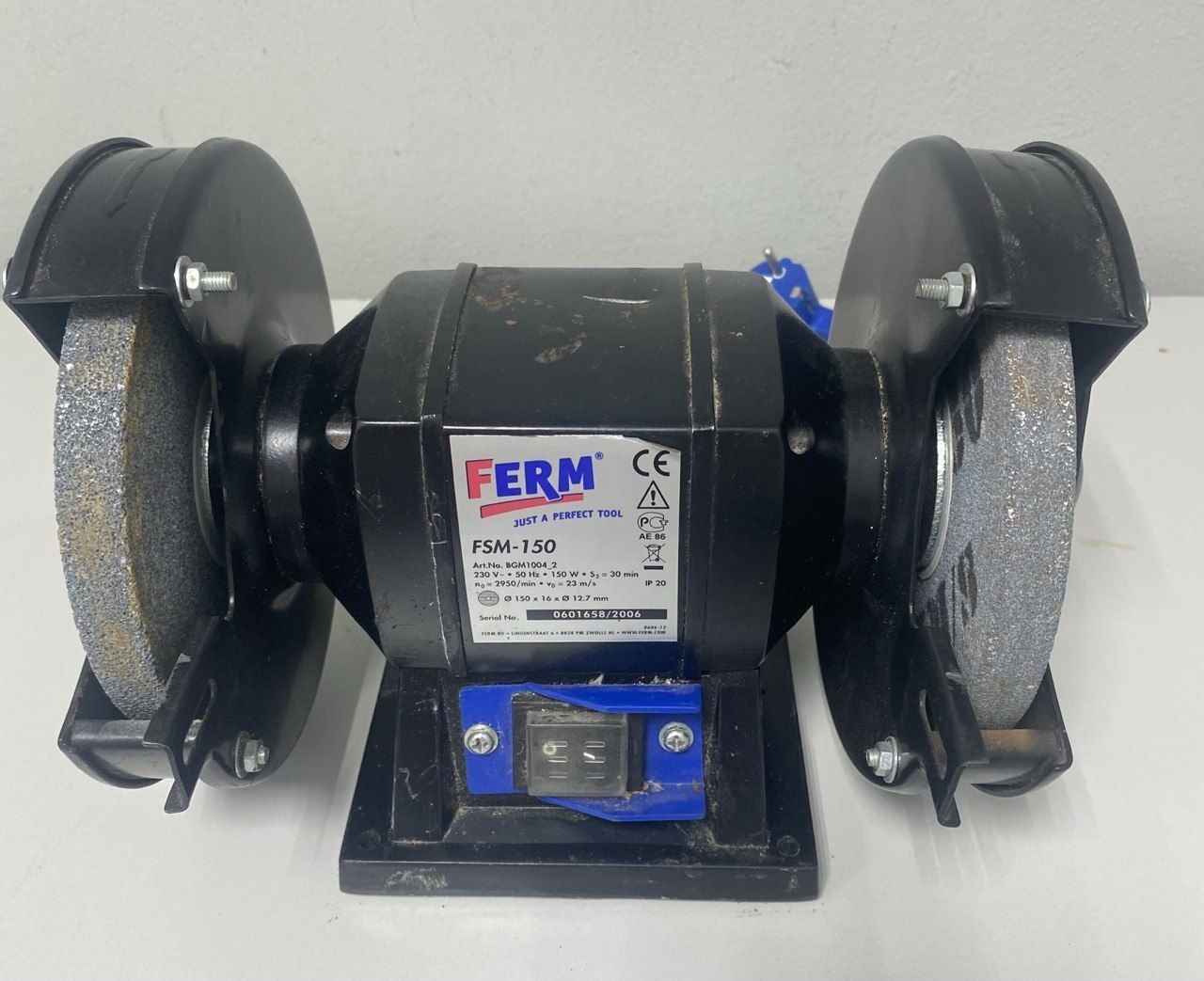 Точильний верстат Ferm FSM-150