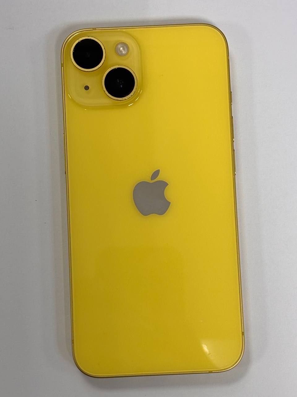 Телефон Apple Iphone 14  128 gb