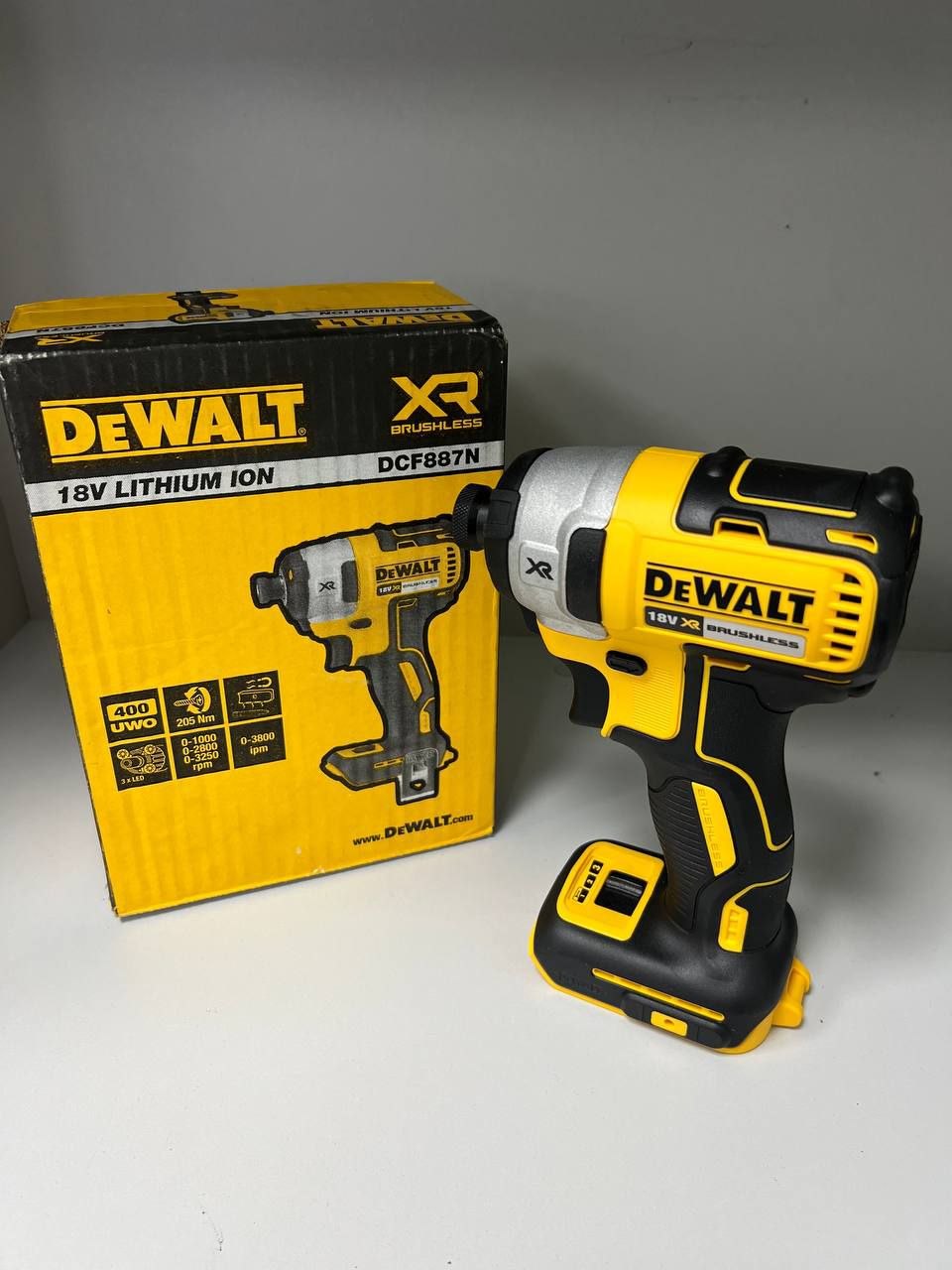 Акумуляторний шуруповерт DeWalt DCF887N(без АКБ)