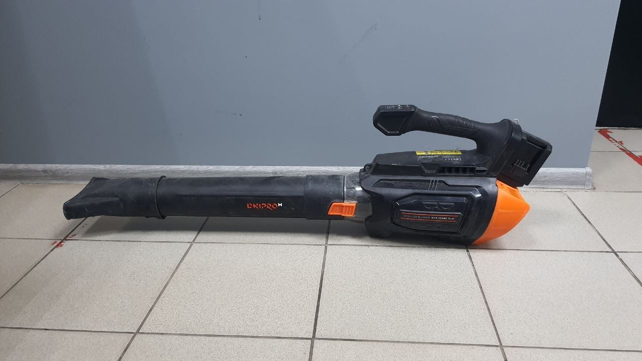 АКУМУЛЯТОРНА ПОВIТРОДУВКА DNIPRO-M DCB-202BC DUAL
