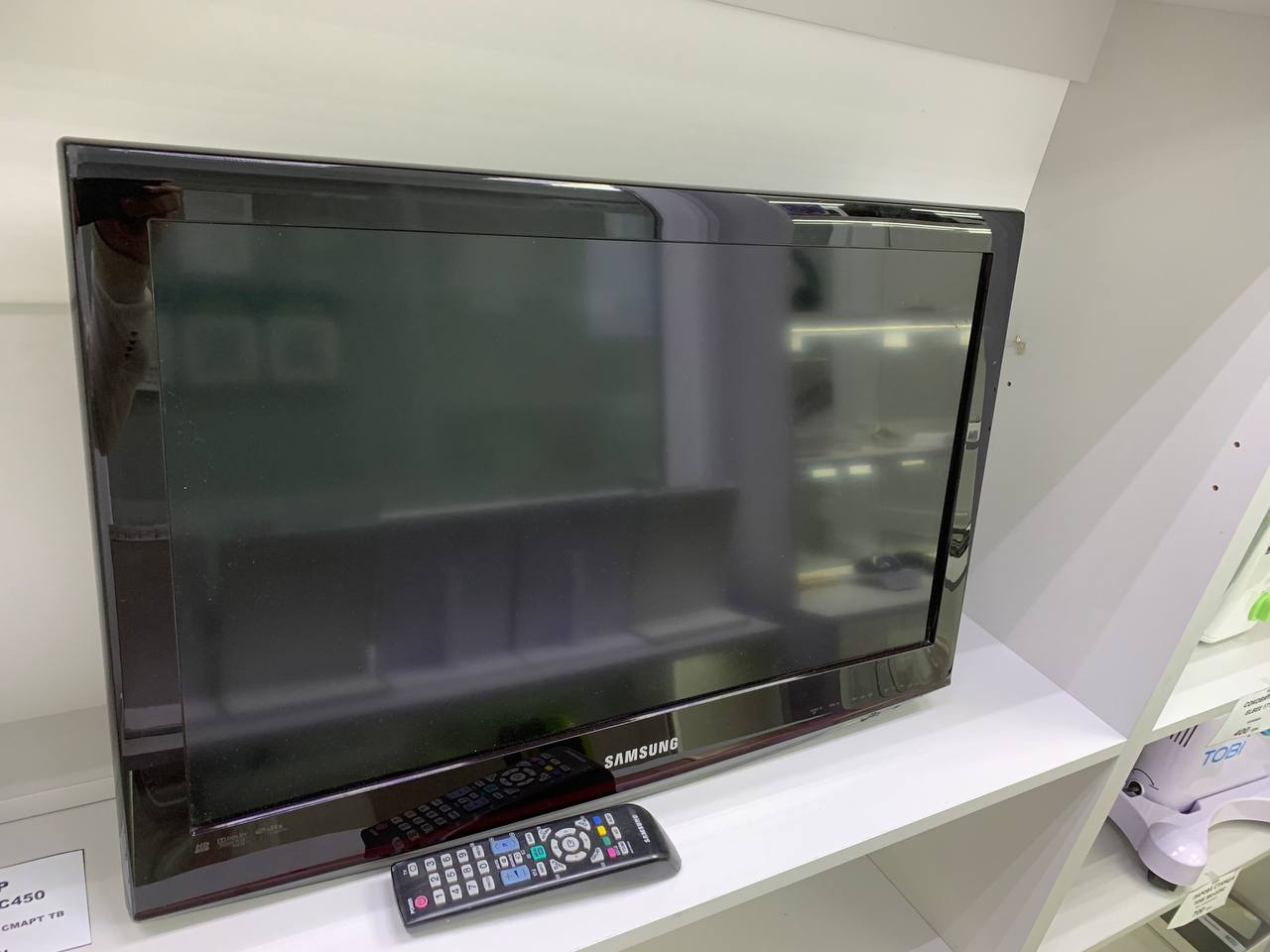 Телевізор Samsung LE26C450