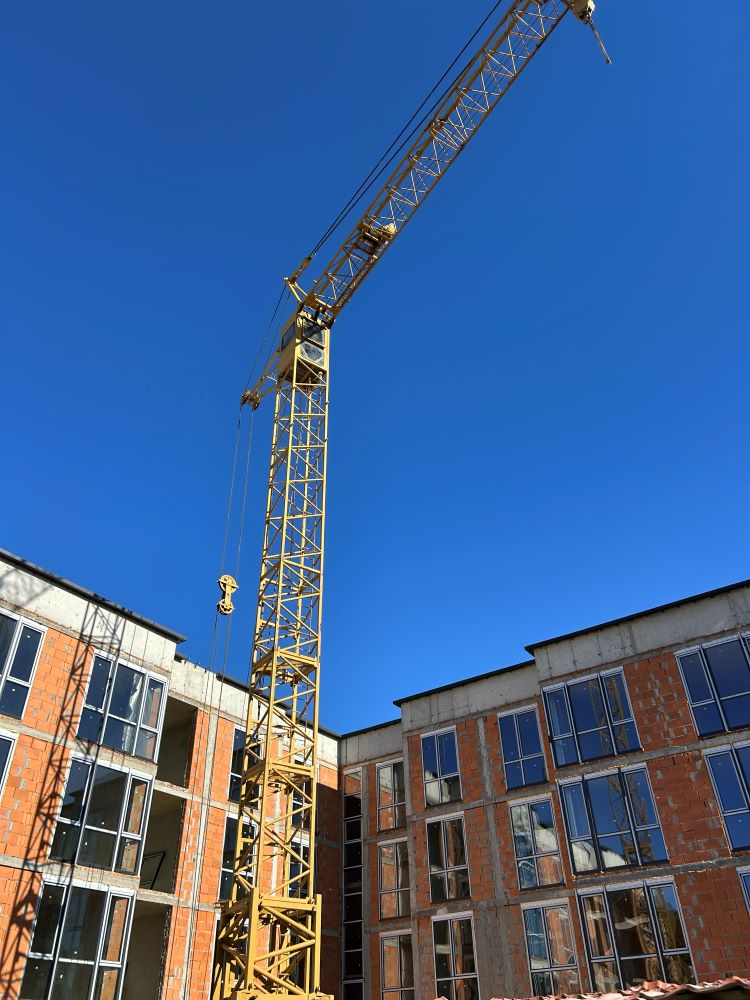 вересень 2025