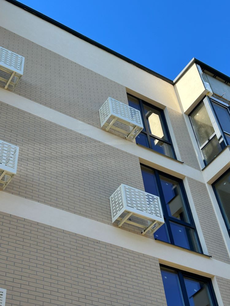 вересень 2025