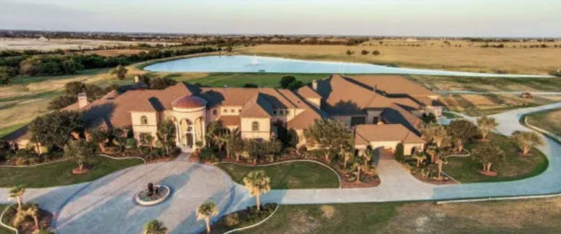 Prosper Lake on Preston is A Must See