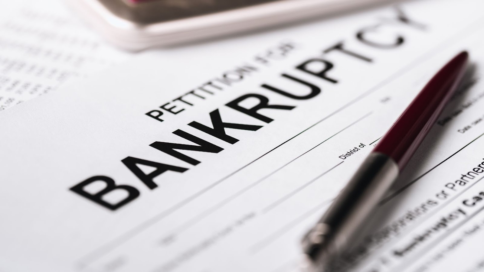 Debt Settlement vs Bankruptcy: Key Differences
