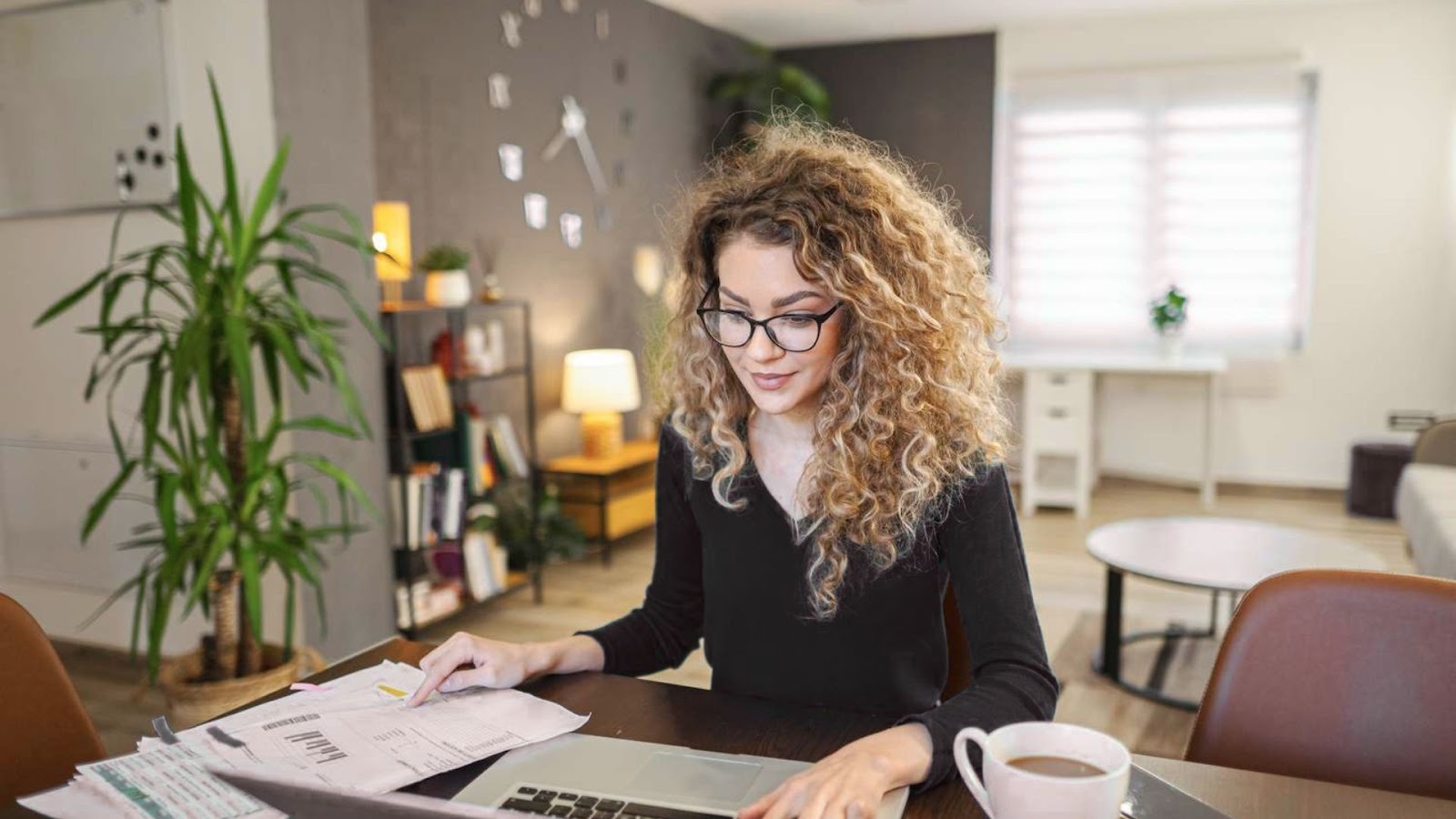 Student Debt Consolidation vs Refinancing