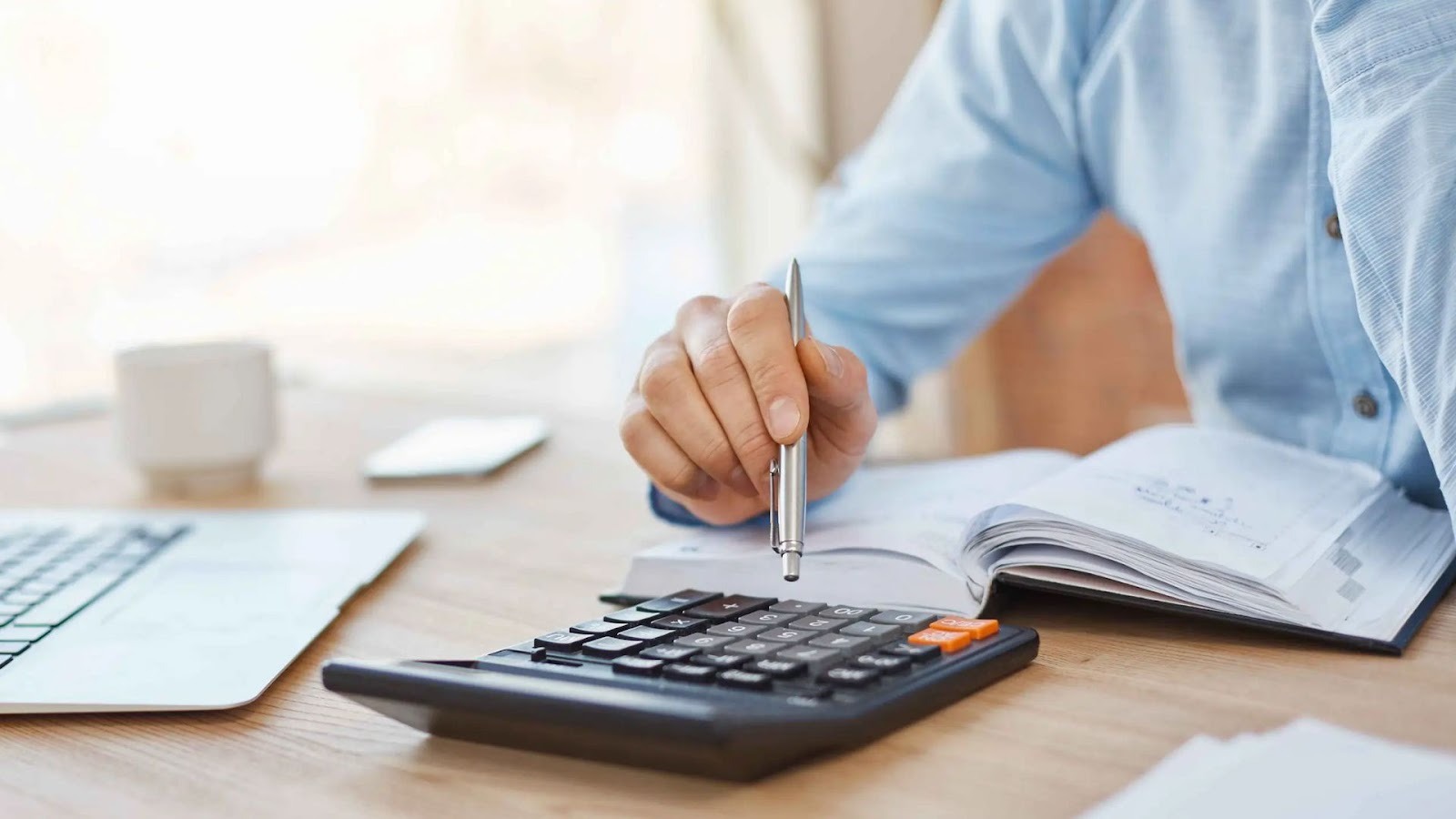 The Pros and Cons of Debt Consolidation