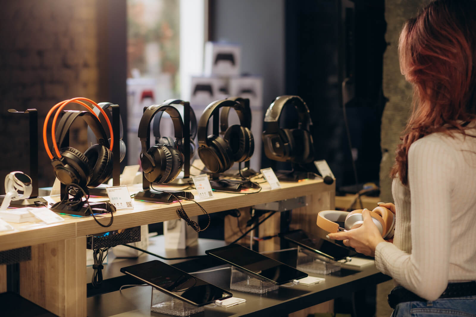 Unlocking Retail Growth in the Middle East: Key Trends, Opportunities, and Strategies