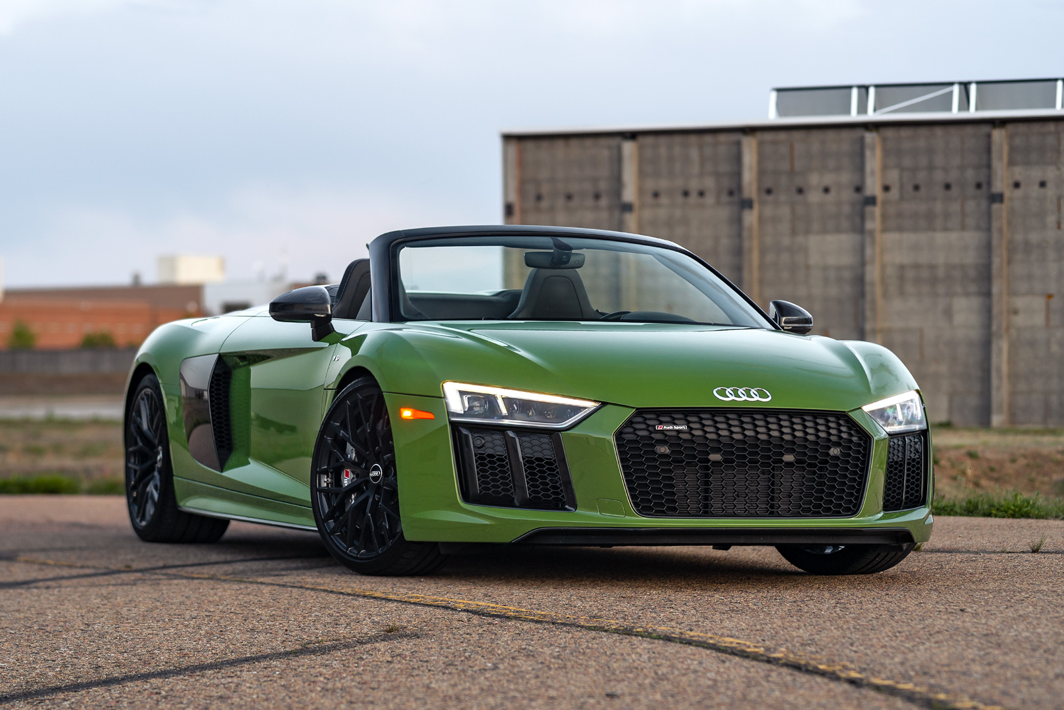 2018 Audi R8 V10 plus Spyder quattro S tronic's photo