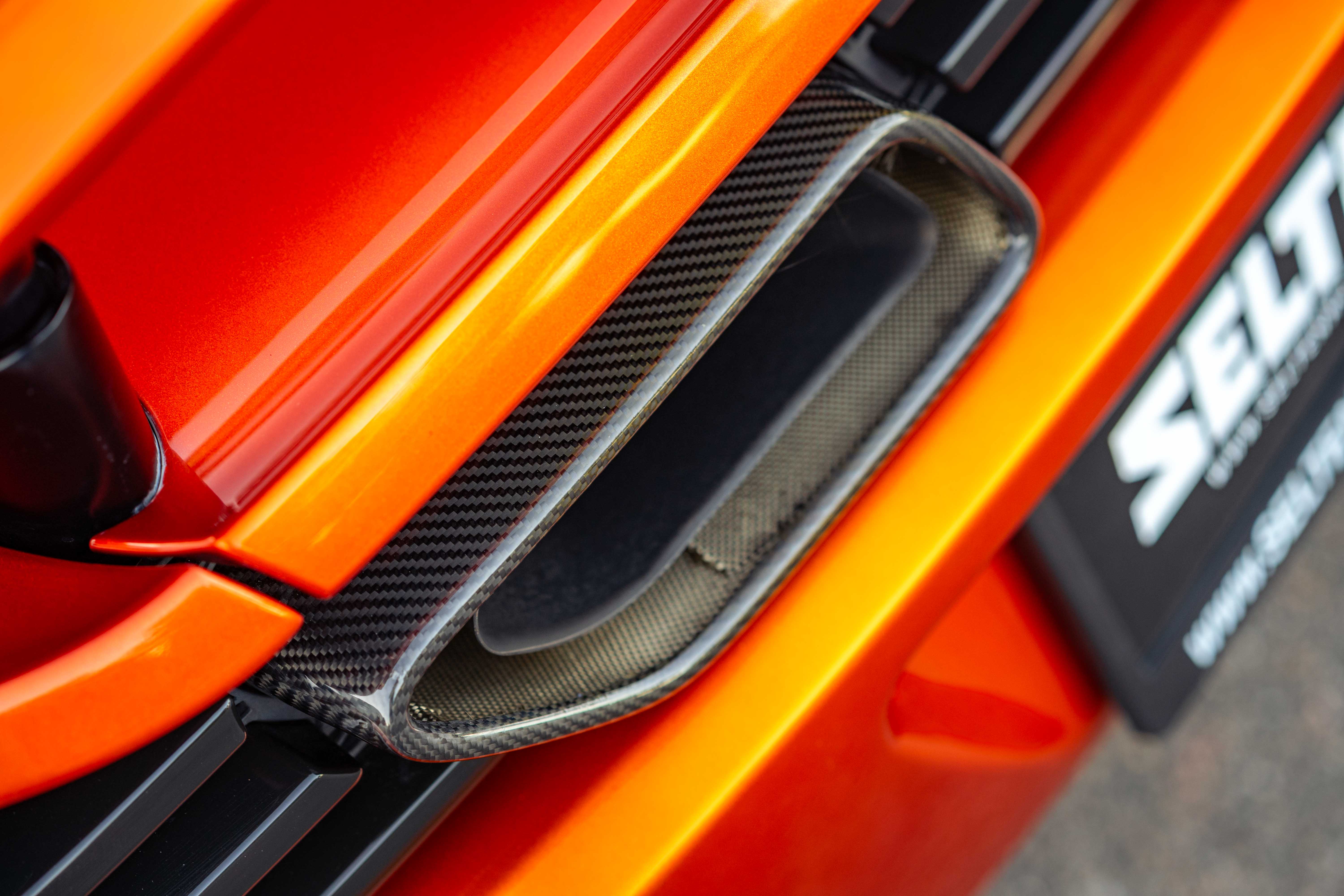 2012 McLaren 12C