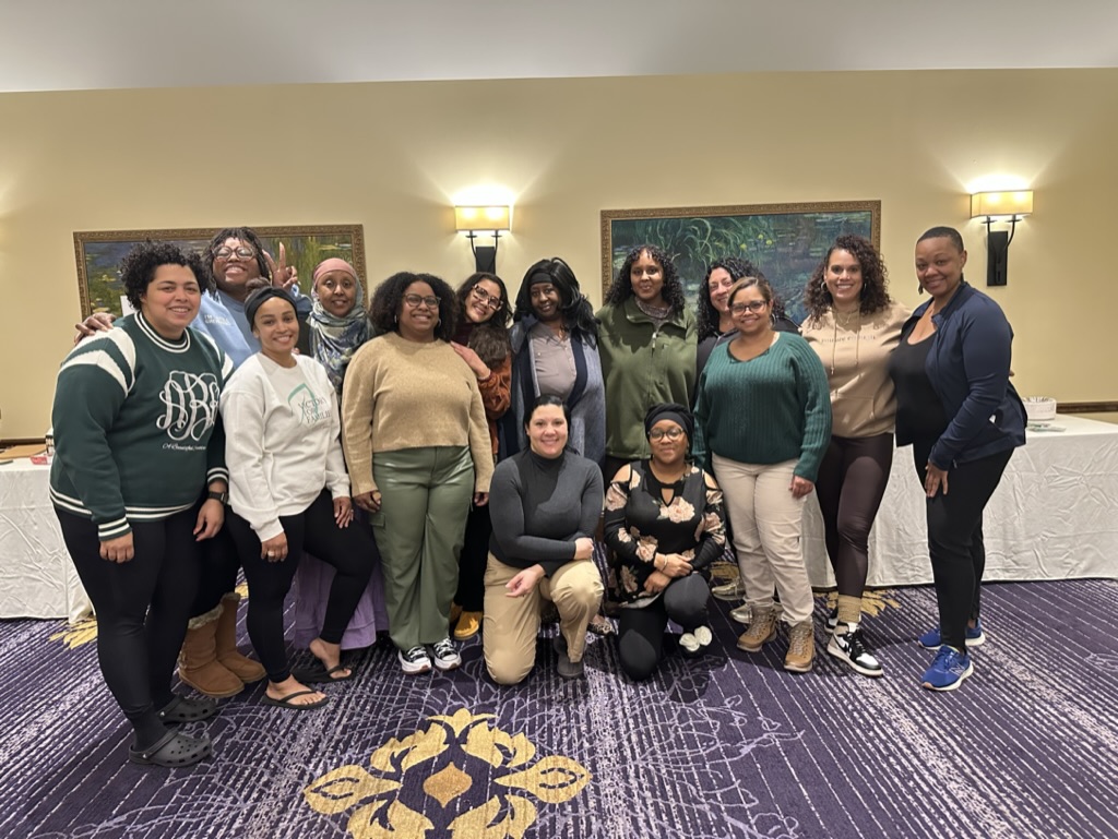 image of group volunteering
