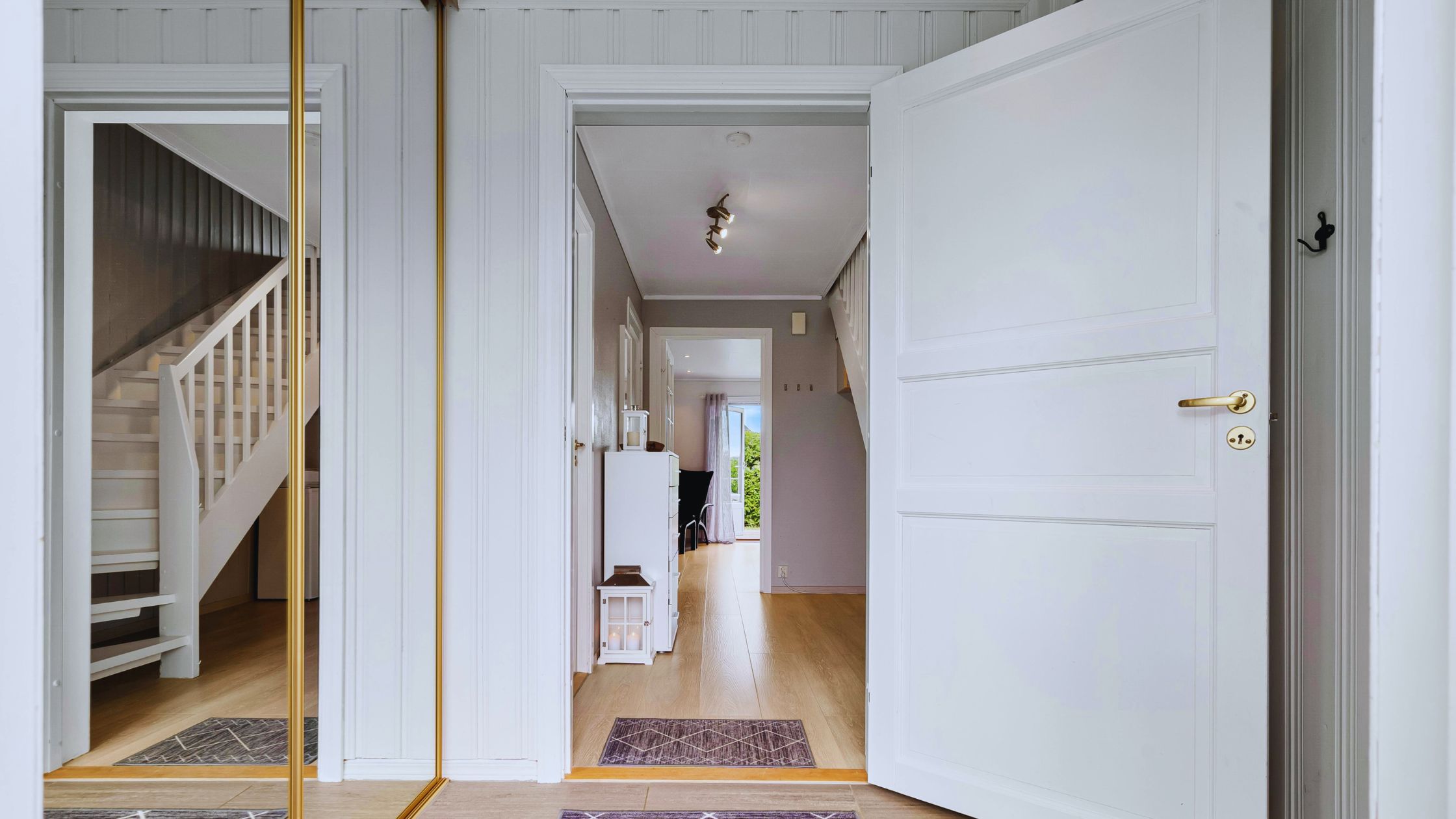 Entryway of a home for self-employed loans no proof income in California