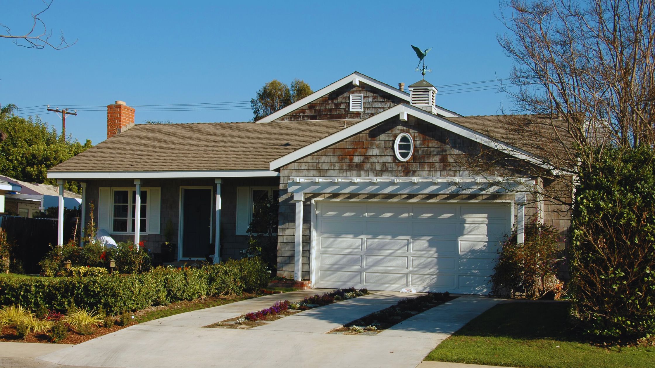 Modern two-story home exterior in Washington representing self-employed loans no proof income Washington.
