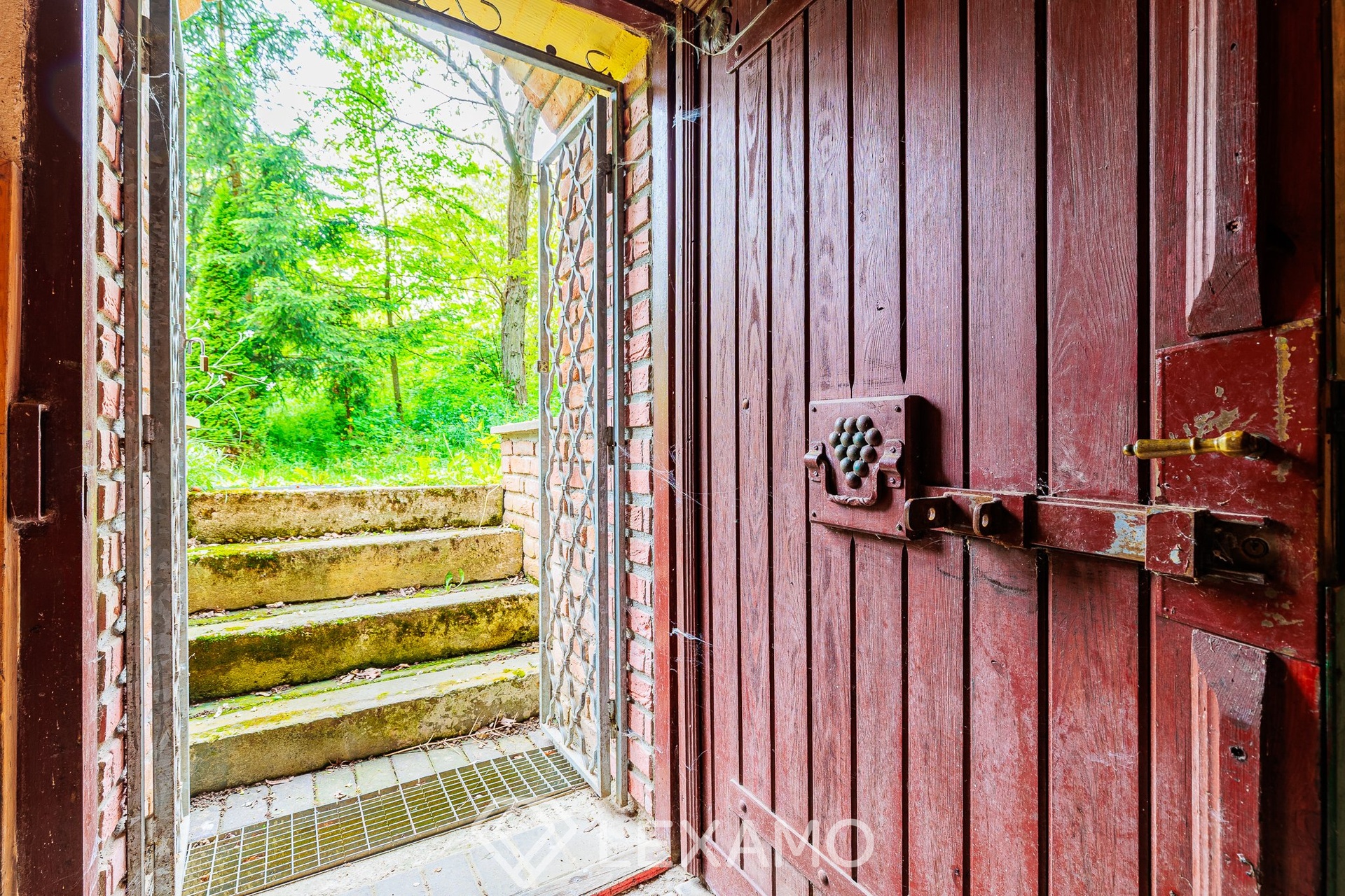 2R6_0052-HDR