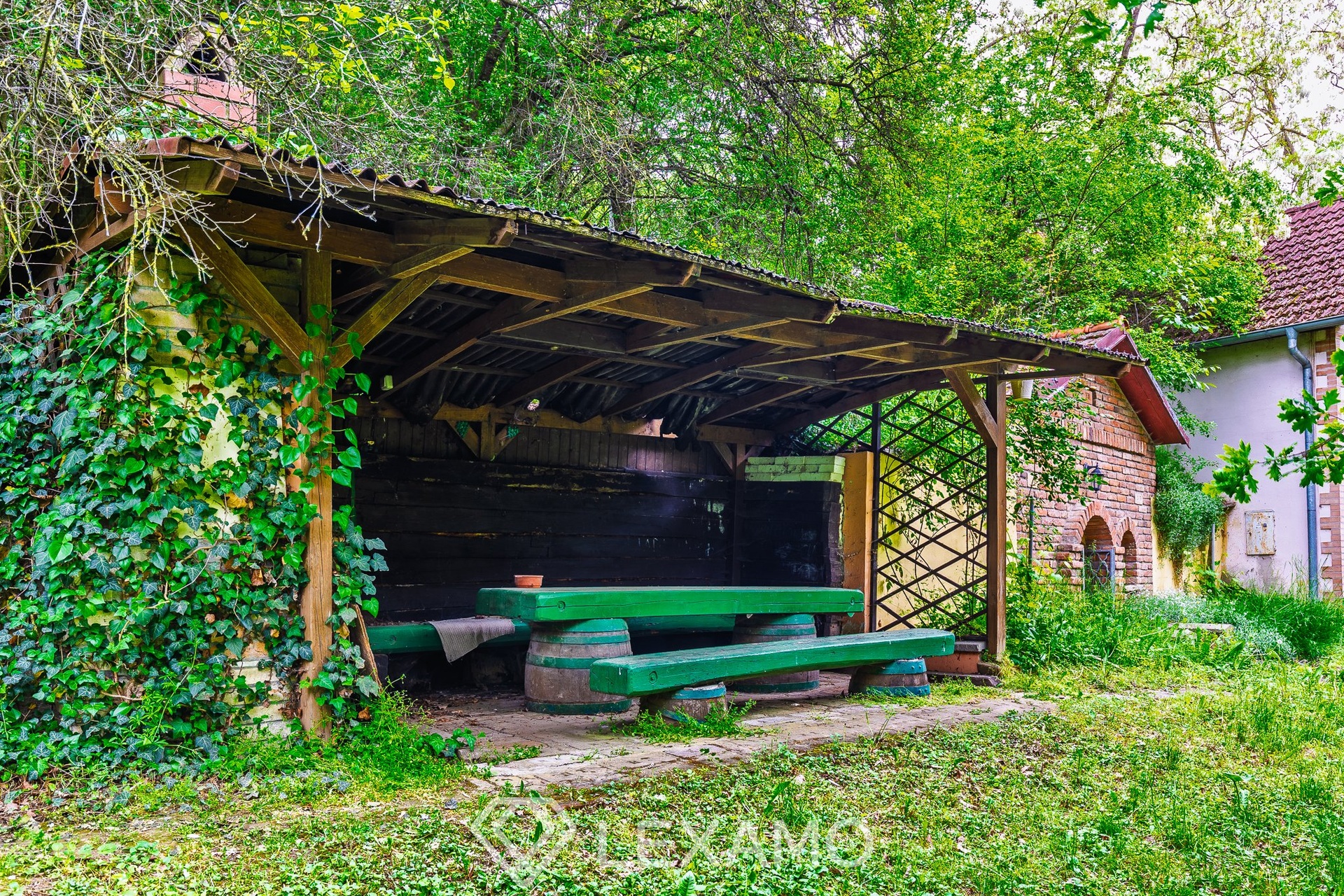 2R6_0014-HDR