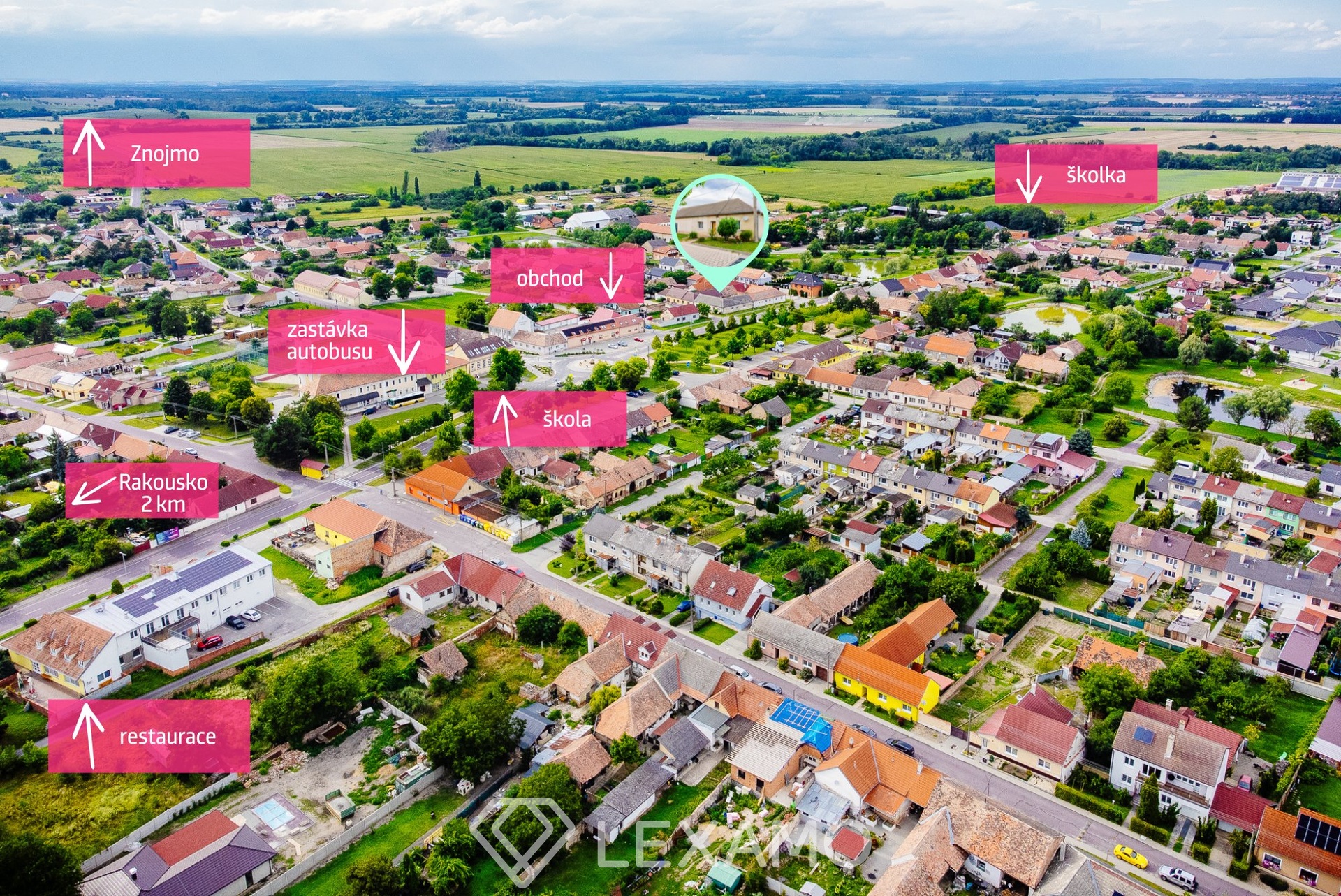 Reklamní text s pozadím bez vzoru