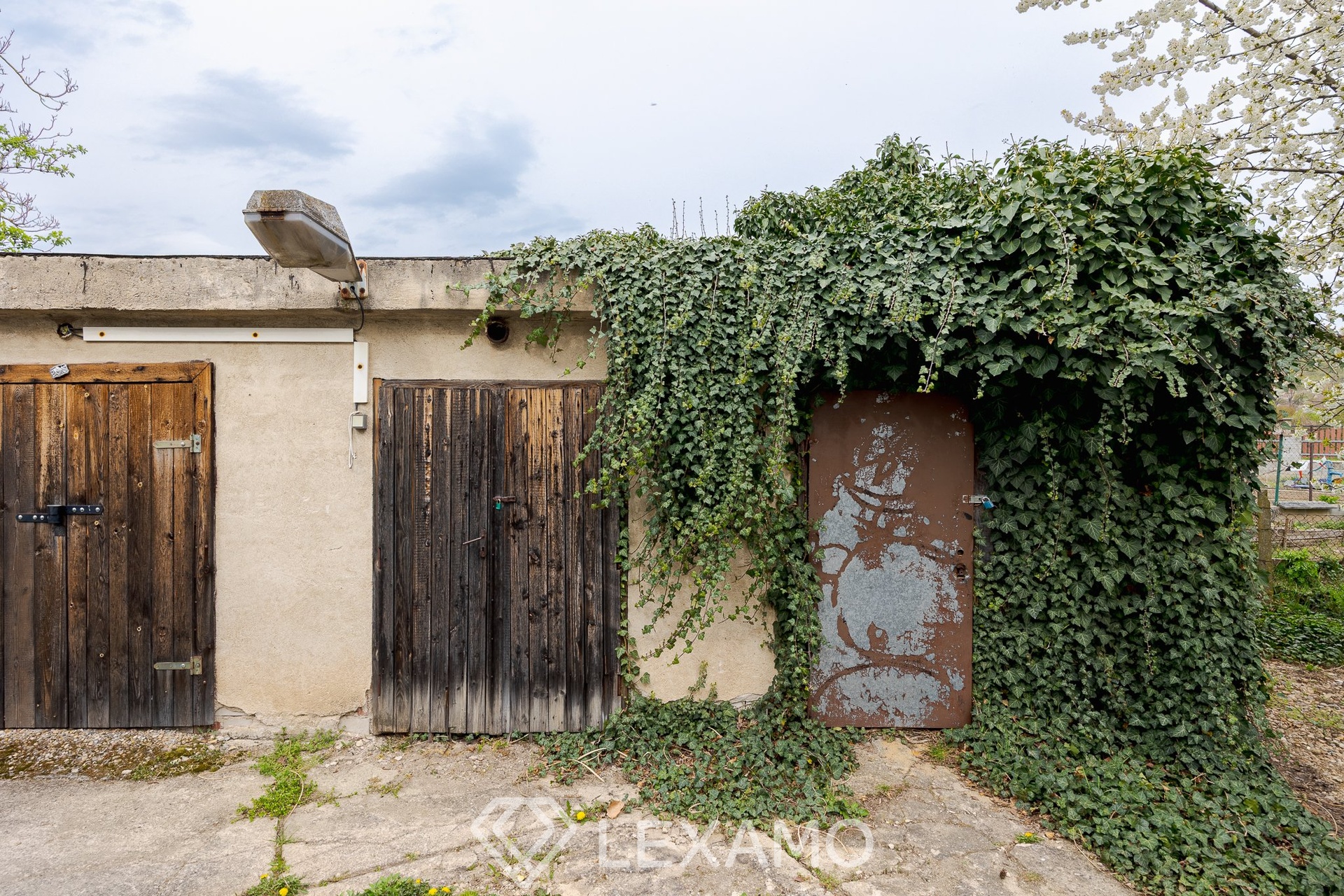 2R6_0011-HDR