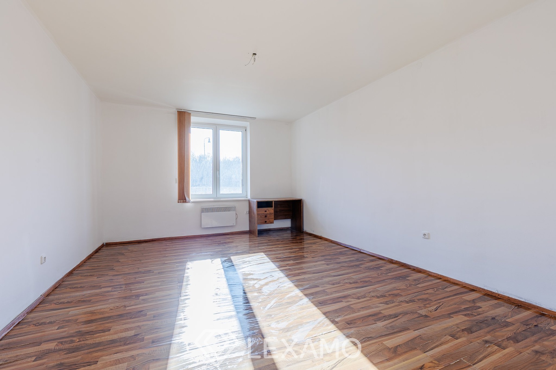 2R6_0046-HDR