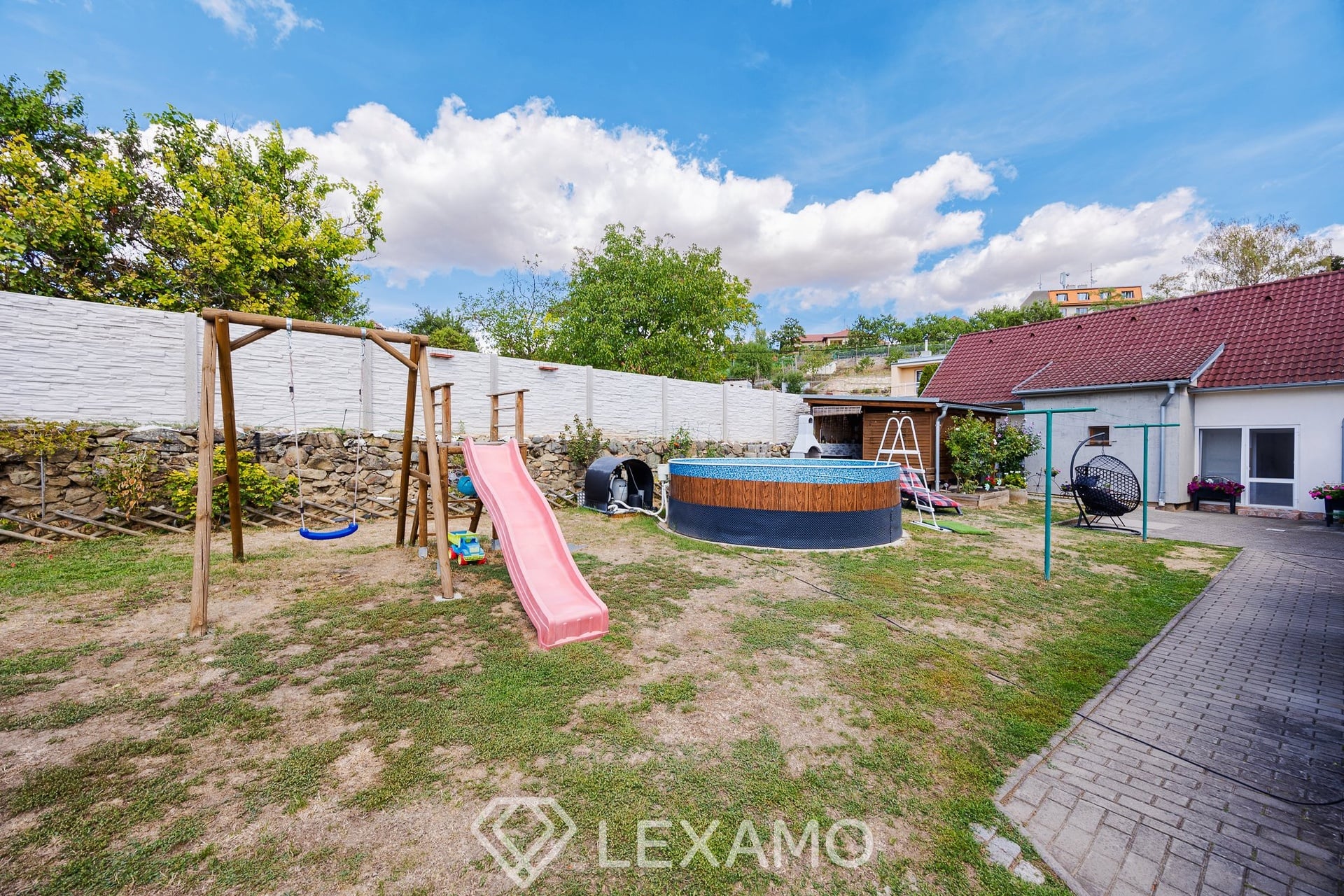 2R6_0212-HDR-2