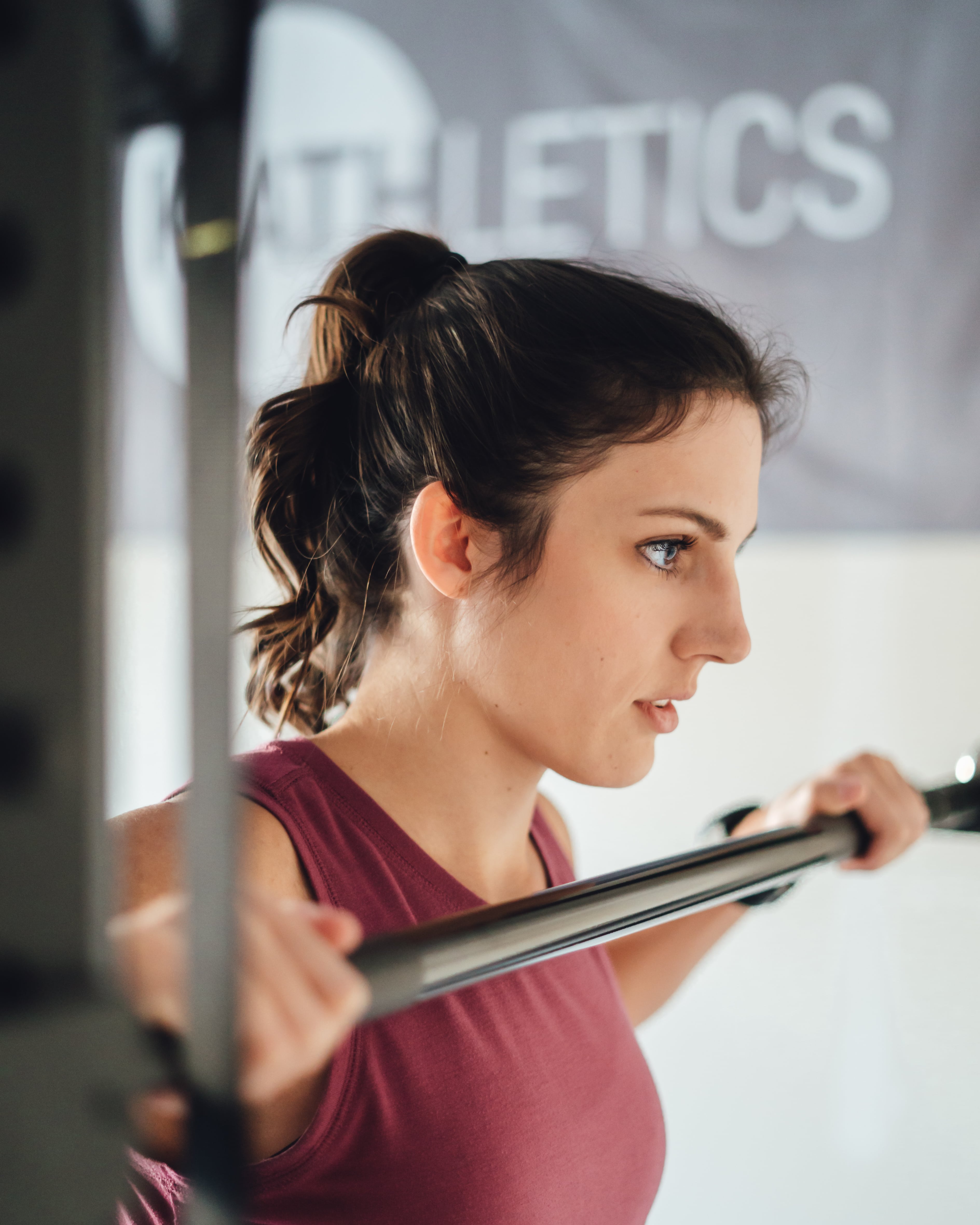 barbell in the squat rack