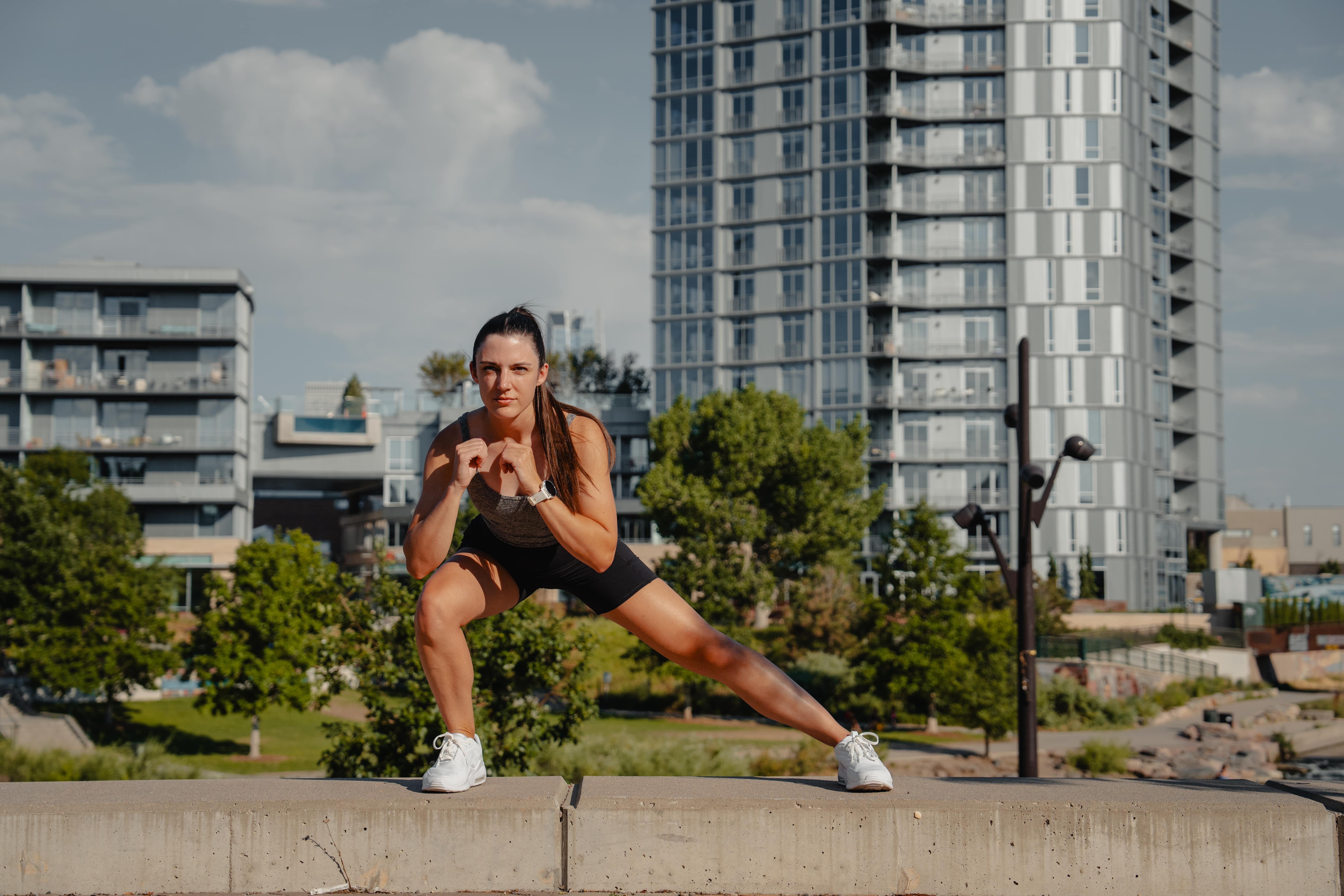 lateral lunge