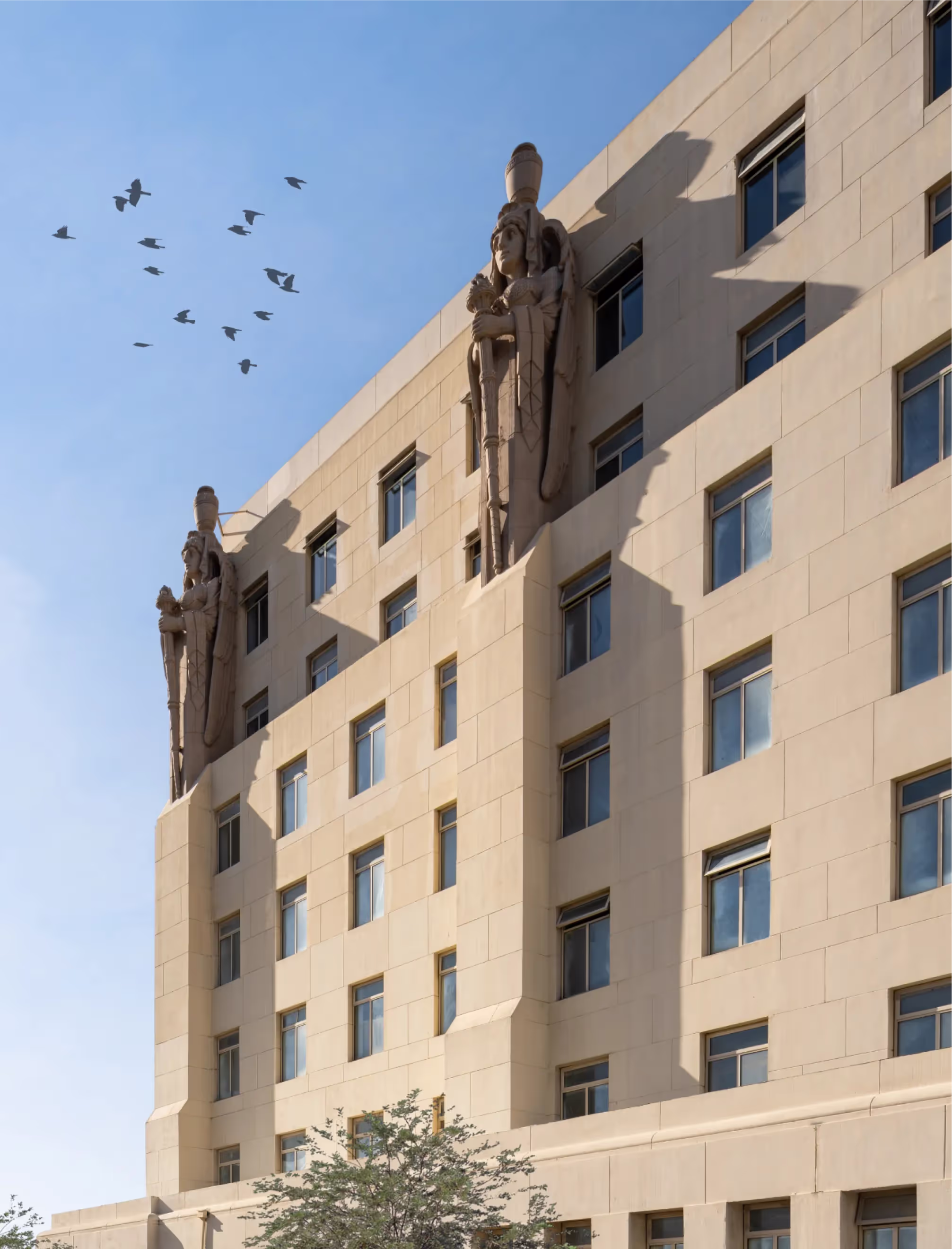 Image of the MacArthur Building