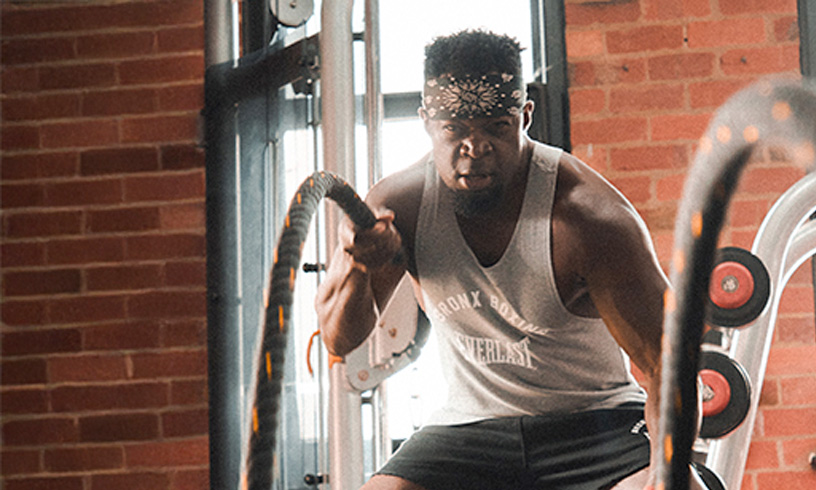 Everlast brand athletes training in gym - Purple Perks offer.