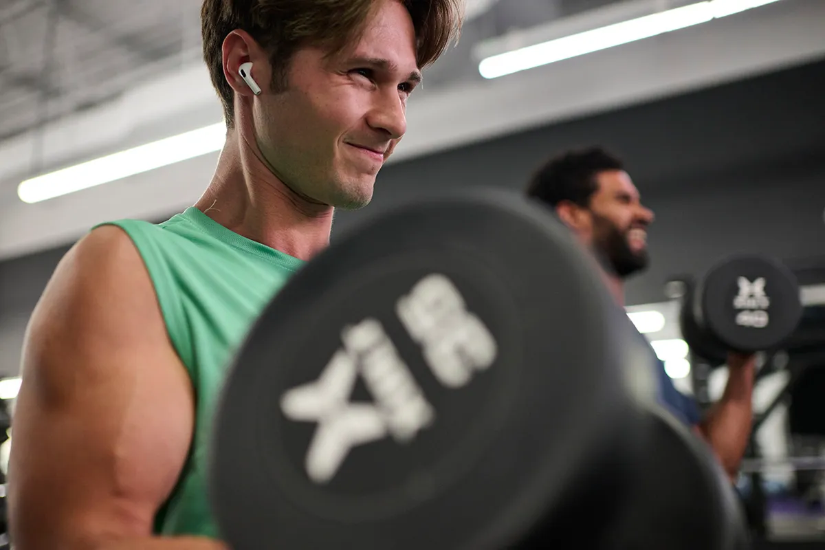 Unlock Unshakable Consistency With This Workout Plan to Build Muscle Mass
