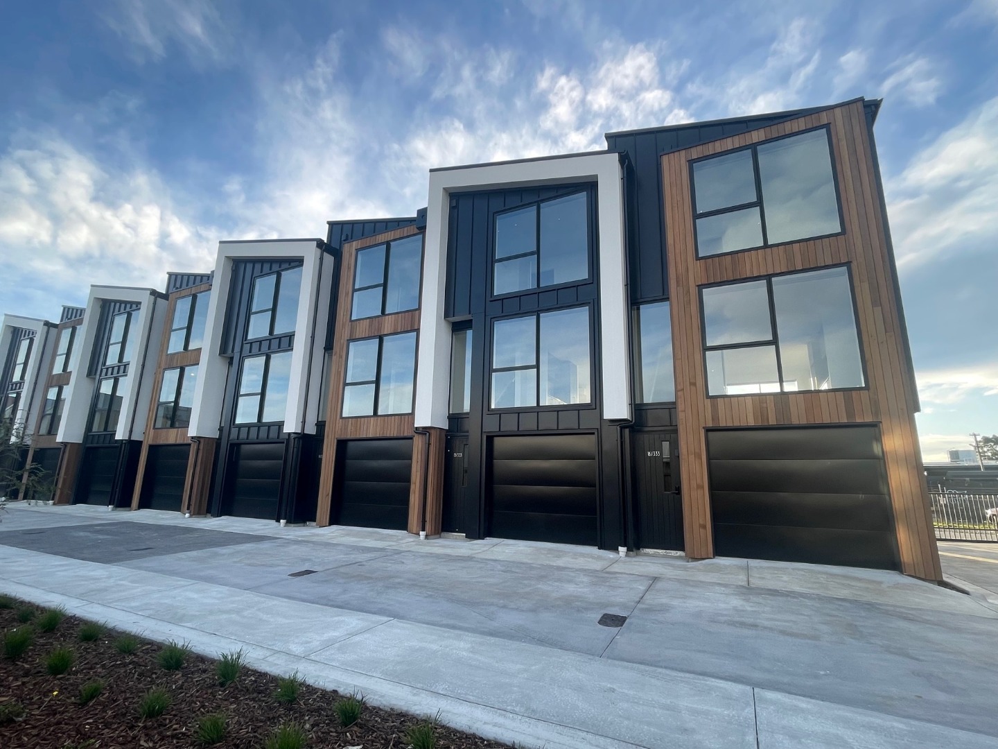 16/333 Lincoln Road, Addington