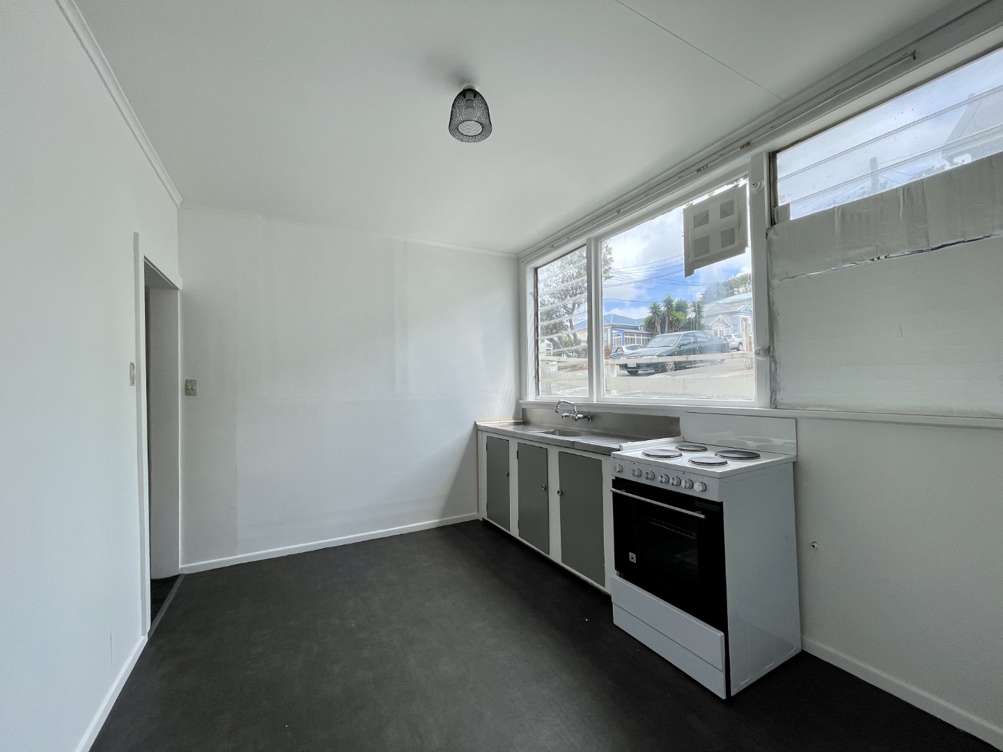 1/510 Adelaide Rd, Berhampore