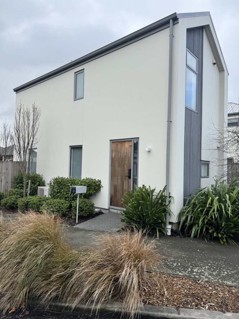 1/6 Barrie Street, Addington