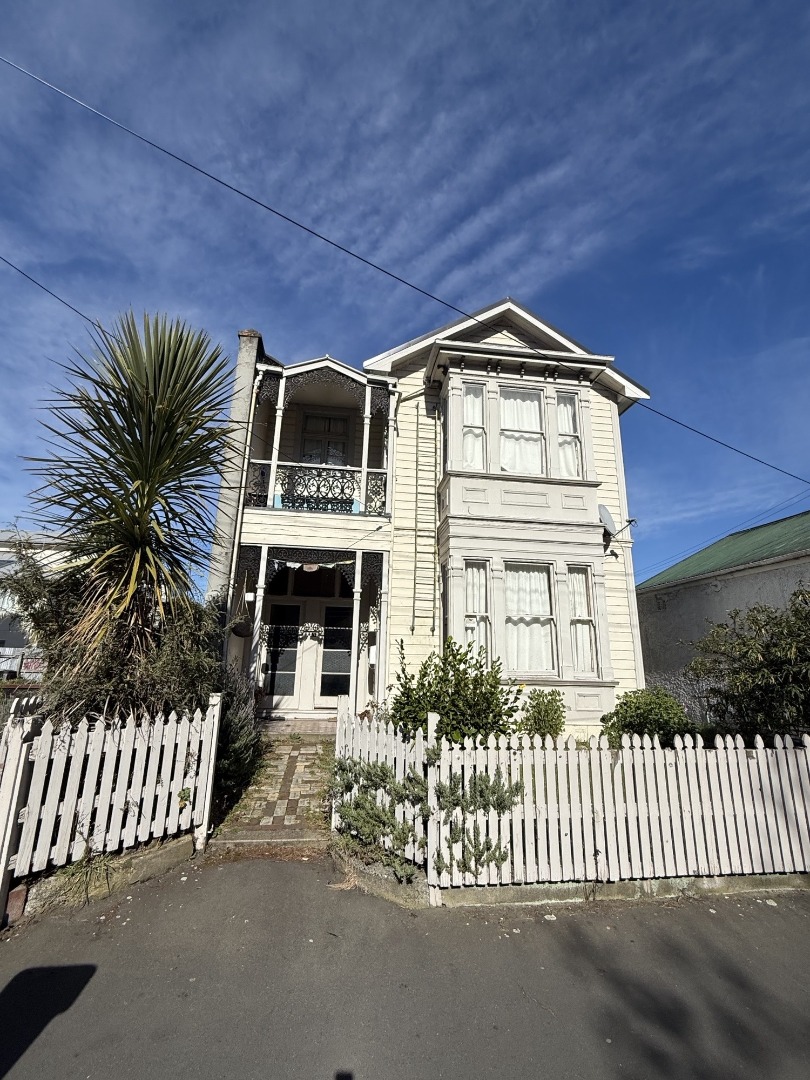 76 Albany St, North Dunedin