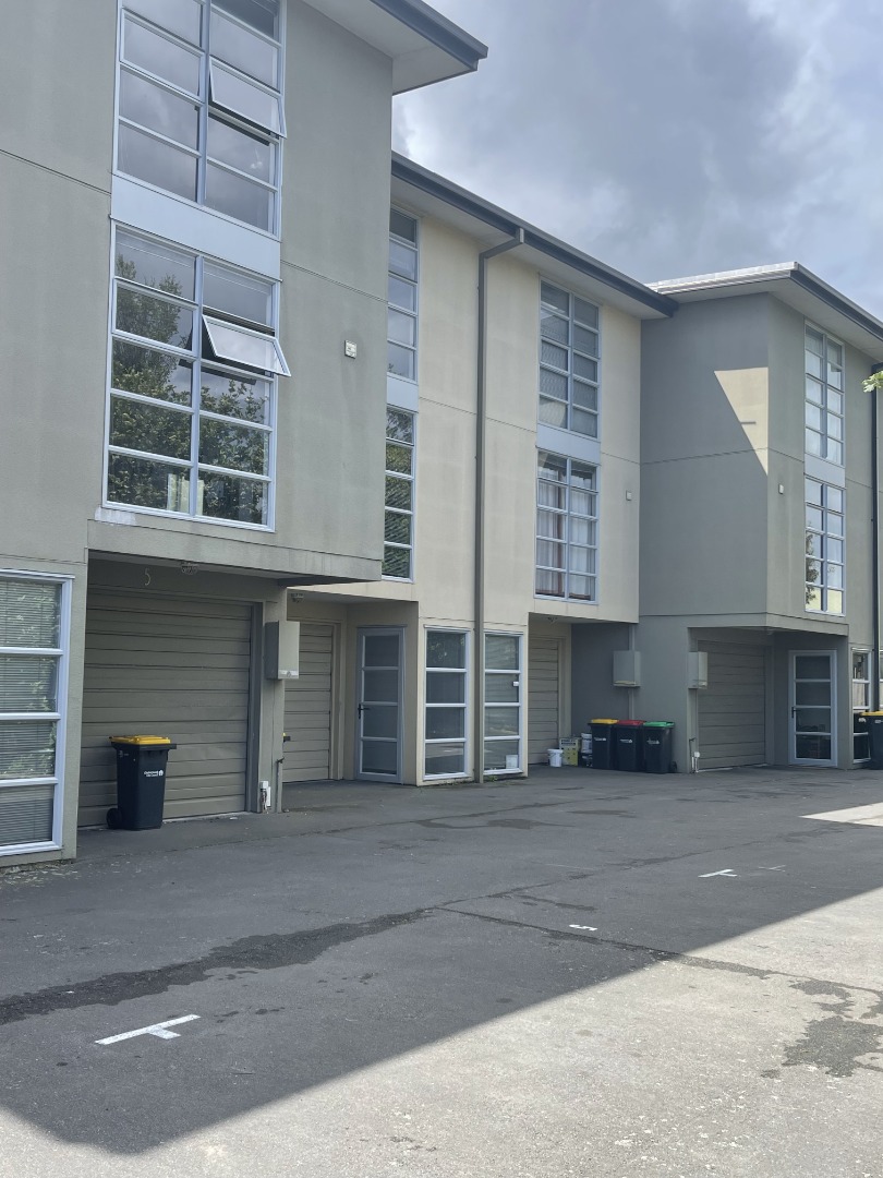 6/440 Barbadoes Street, Edgeware