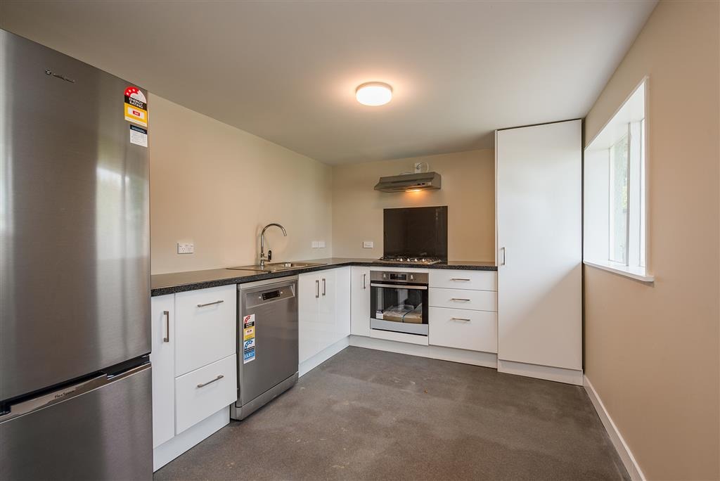 16 Picton Avenue, Newtown