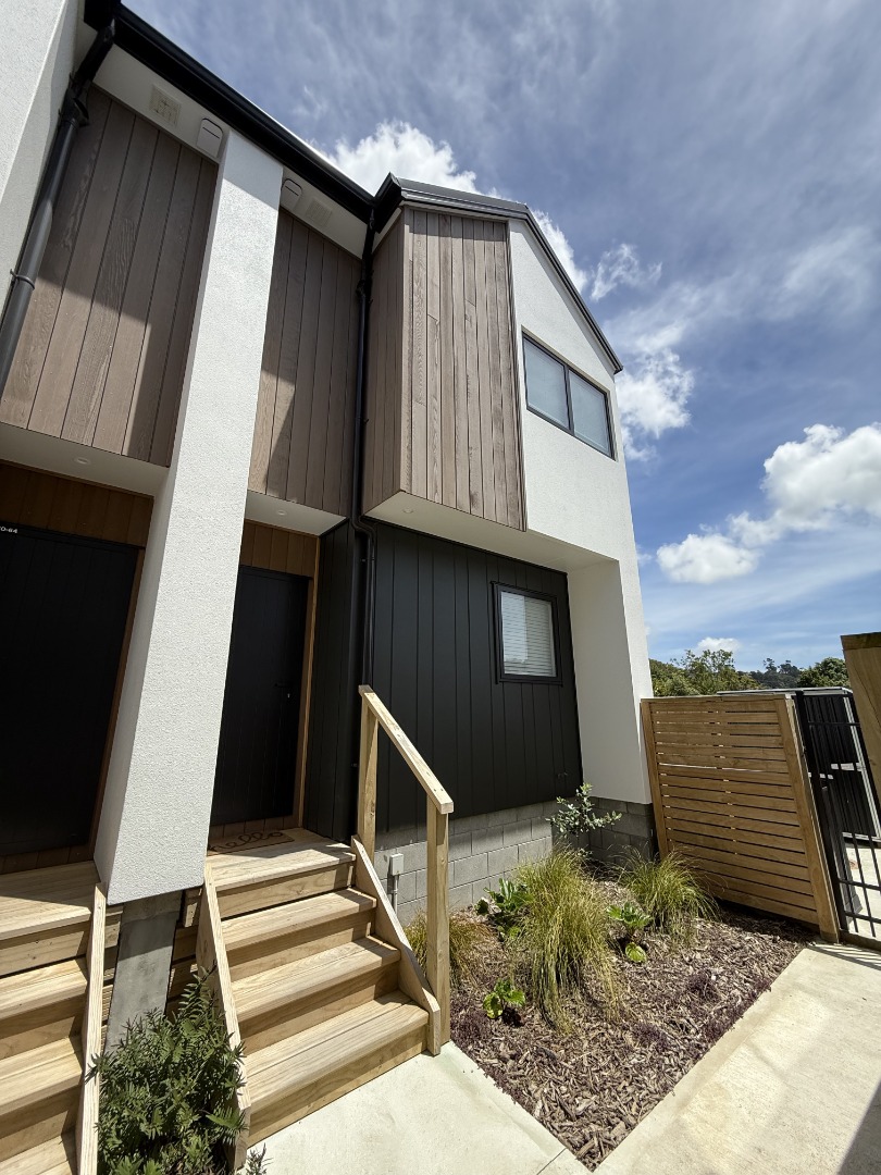 64 Glen Road, Stokes Valley