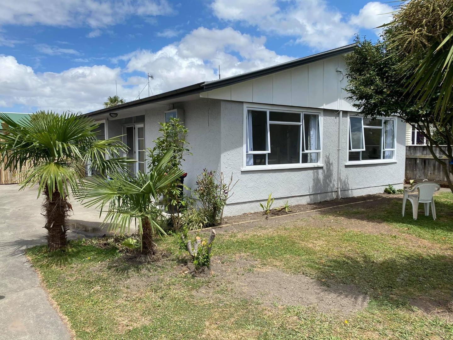 604 Charles Street, Raureka