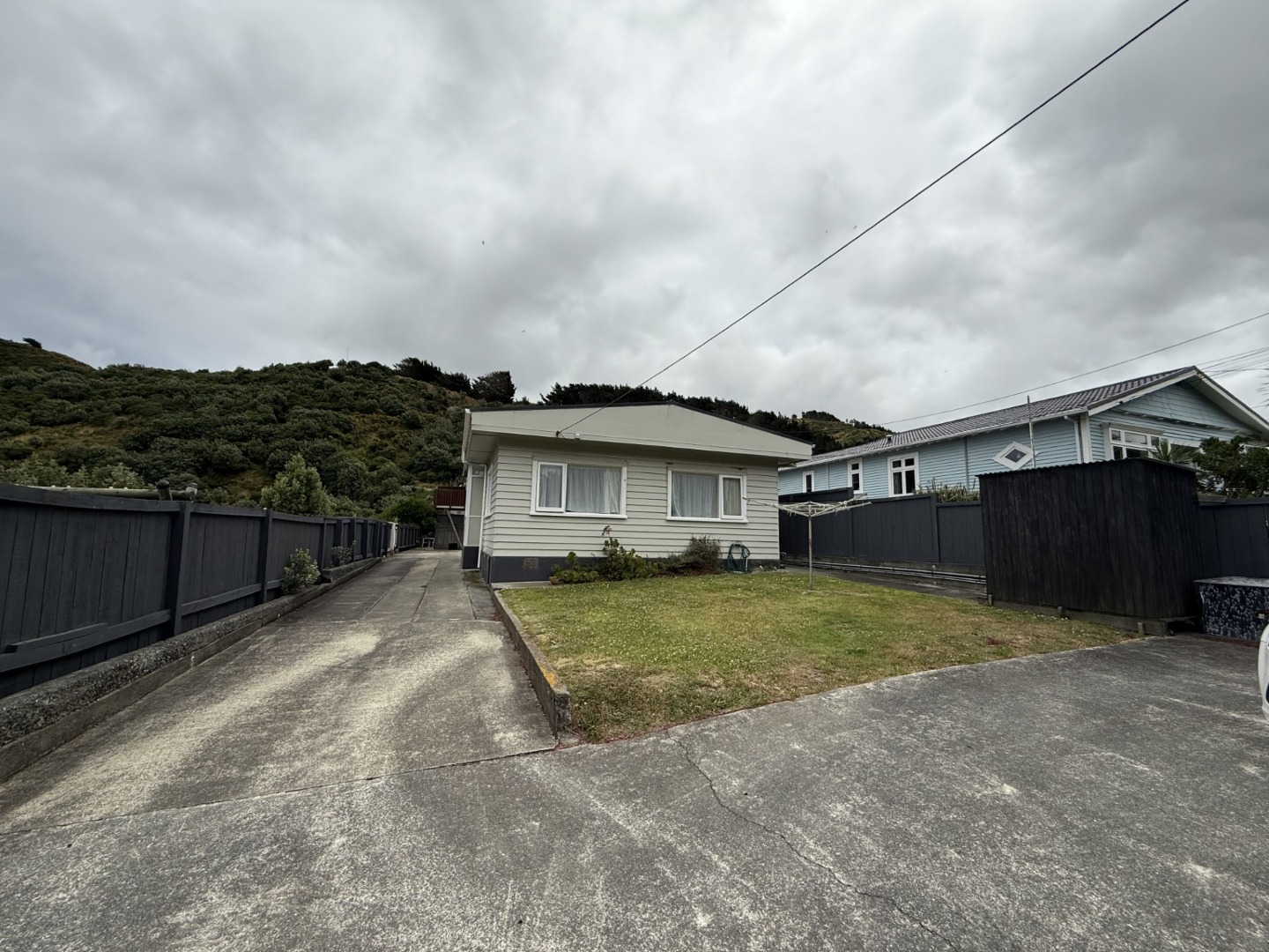 23 Happy Valley Rd, Owhiro Bay