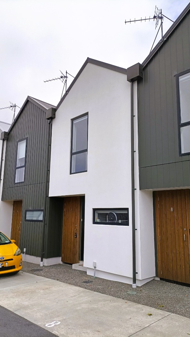 4-6 Oswald Crescent, Newlands