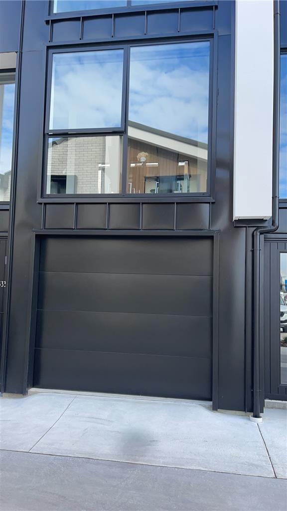 333 Lincoln Road, Addington