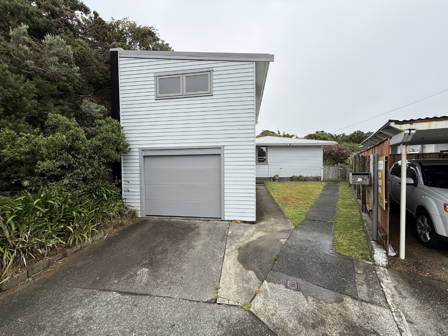 13 Jane Grove, Paparangi