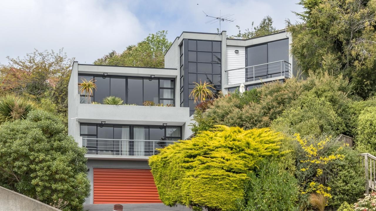 105 Cannon Hill Crescent, Mount Pleasant